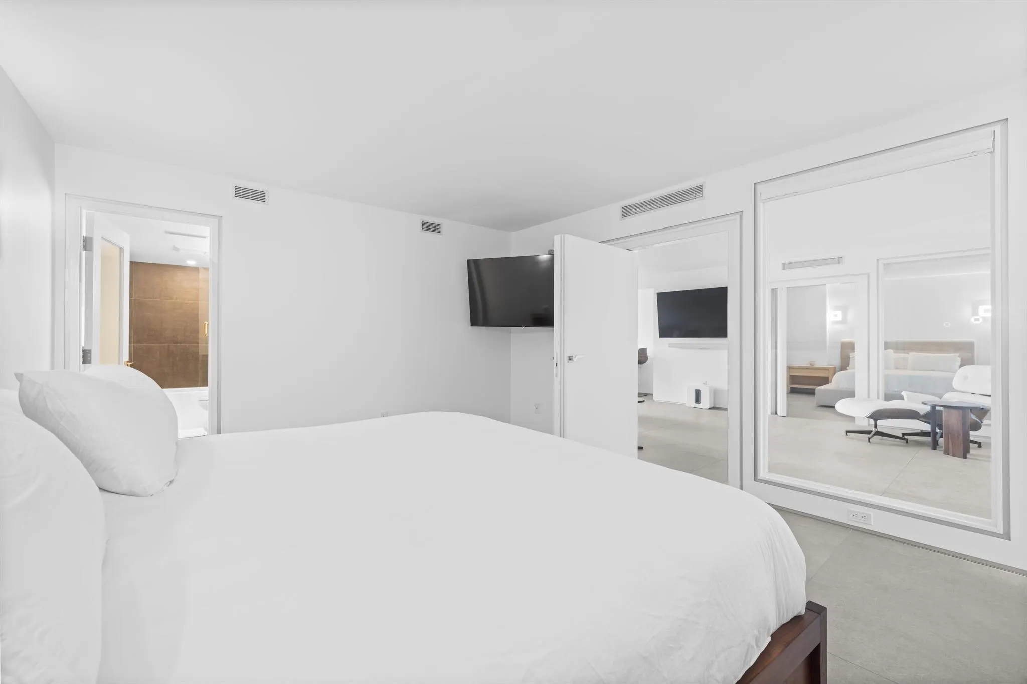 5200 N Flagler Drive, #2301
