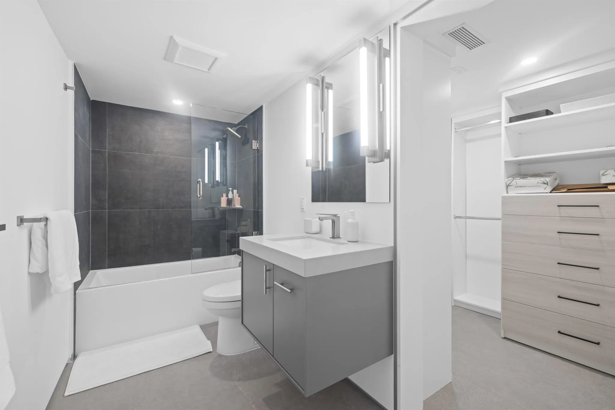 5200 N Flagler Drive, #2301