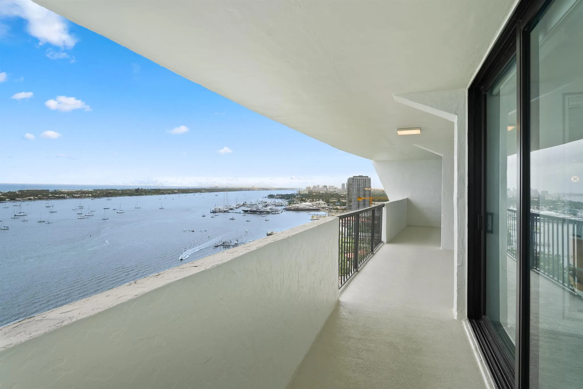 5200 N Flagler Drive, #2301