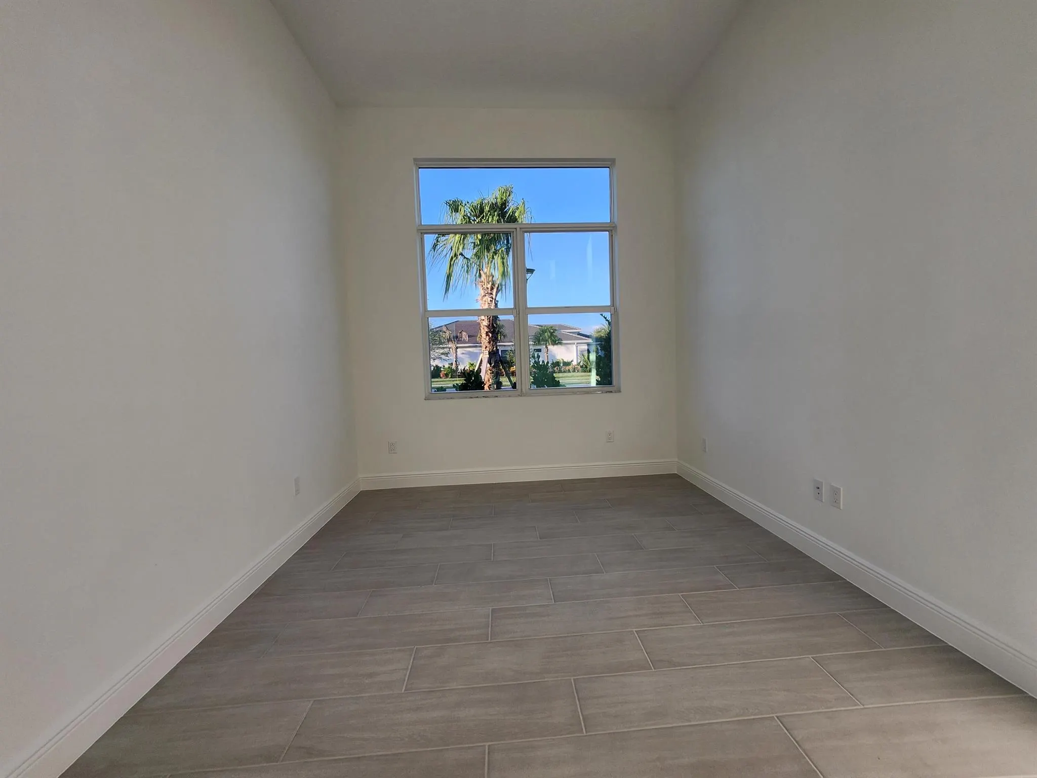 5243 Rivo Alto Circle