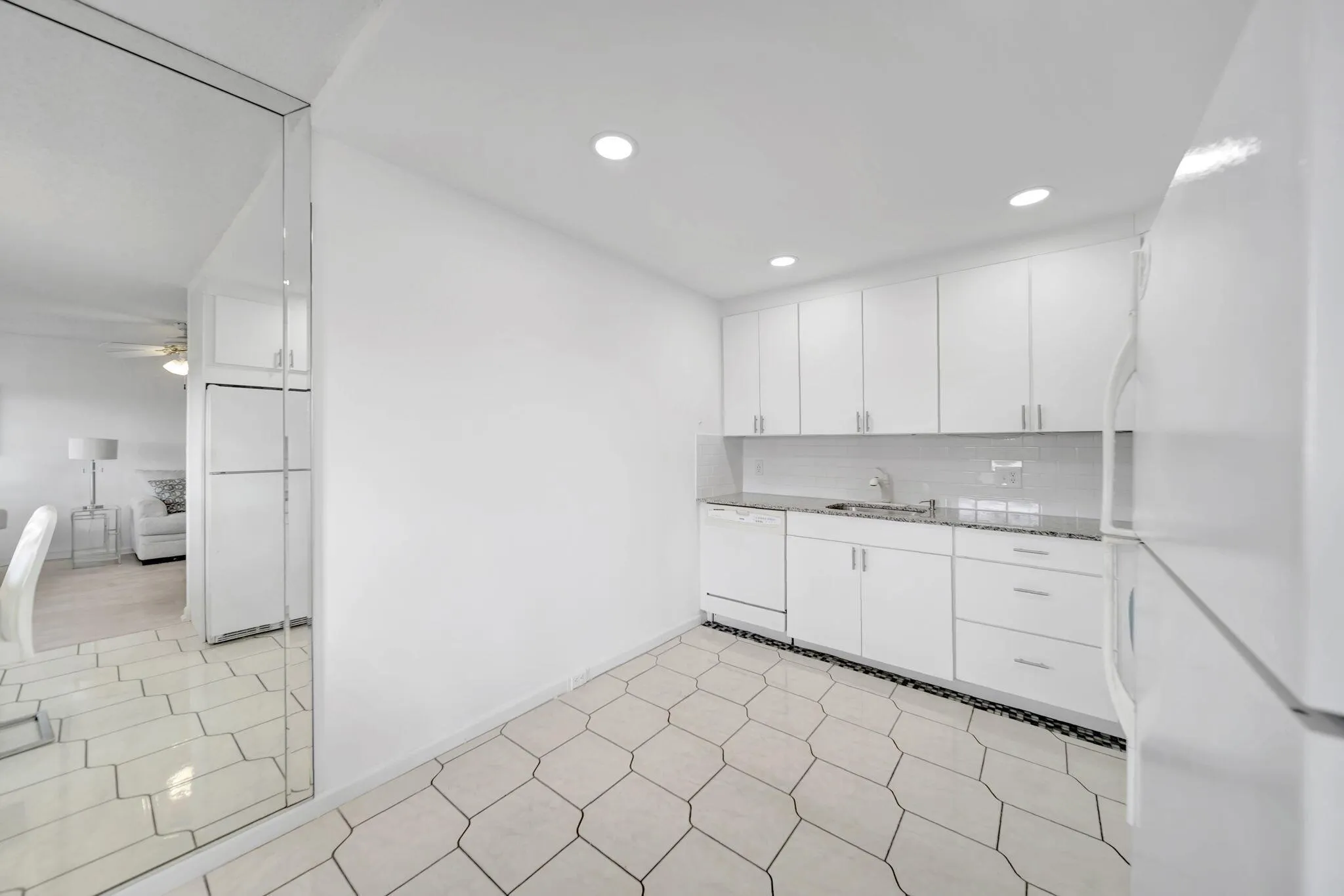 4039 Rexford, #C