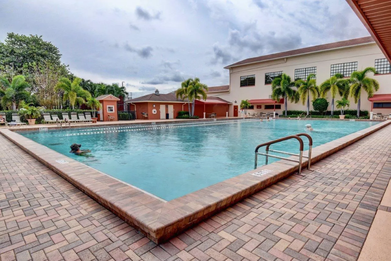 4039 Rexford, #C