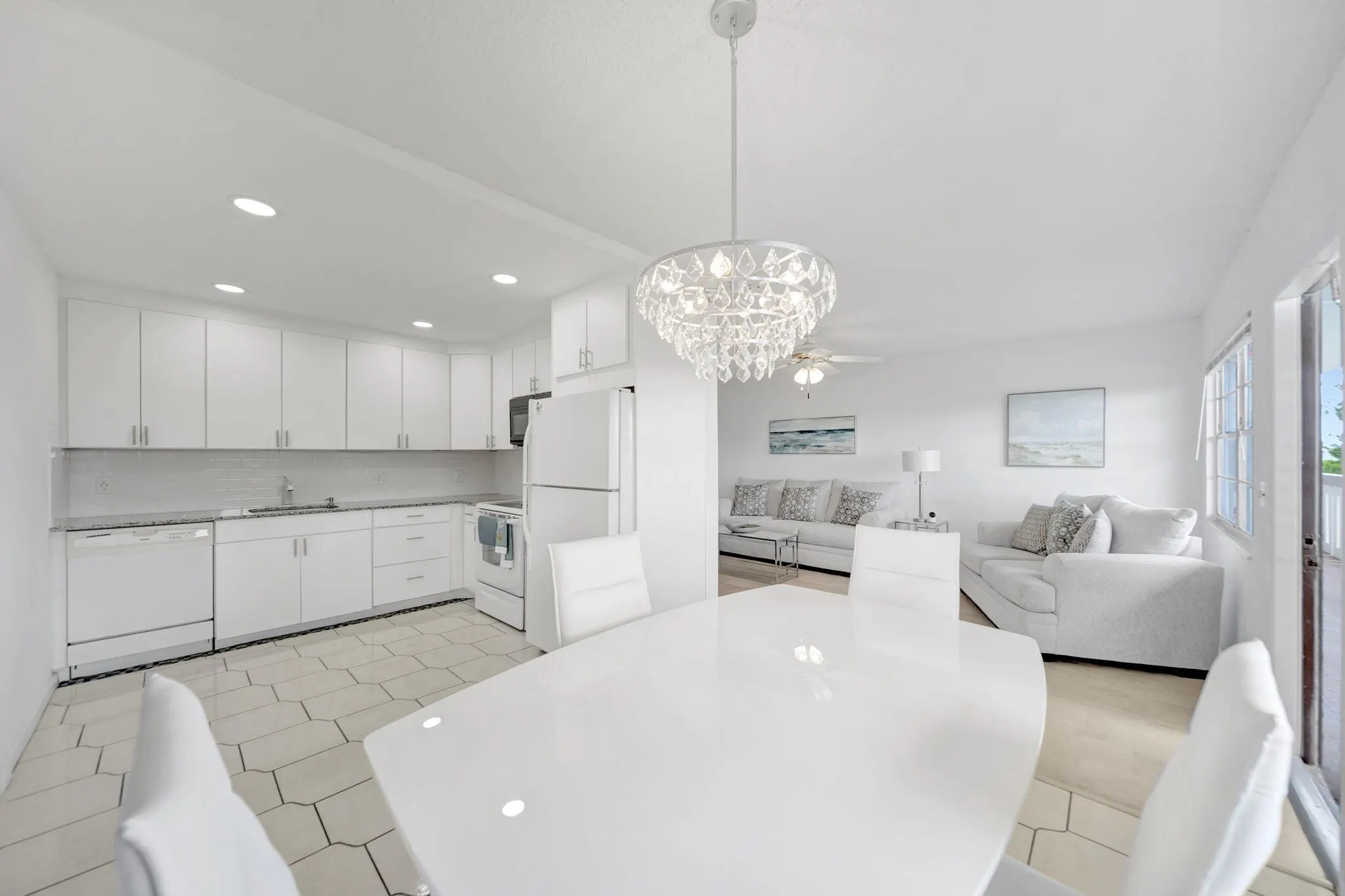 4039 Rexford, #C