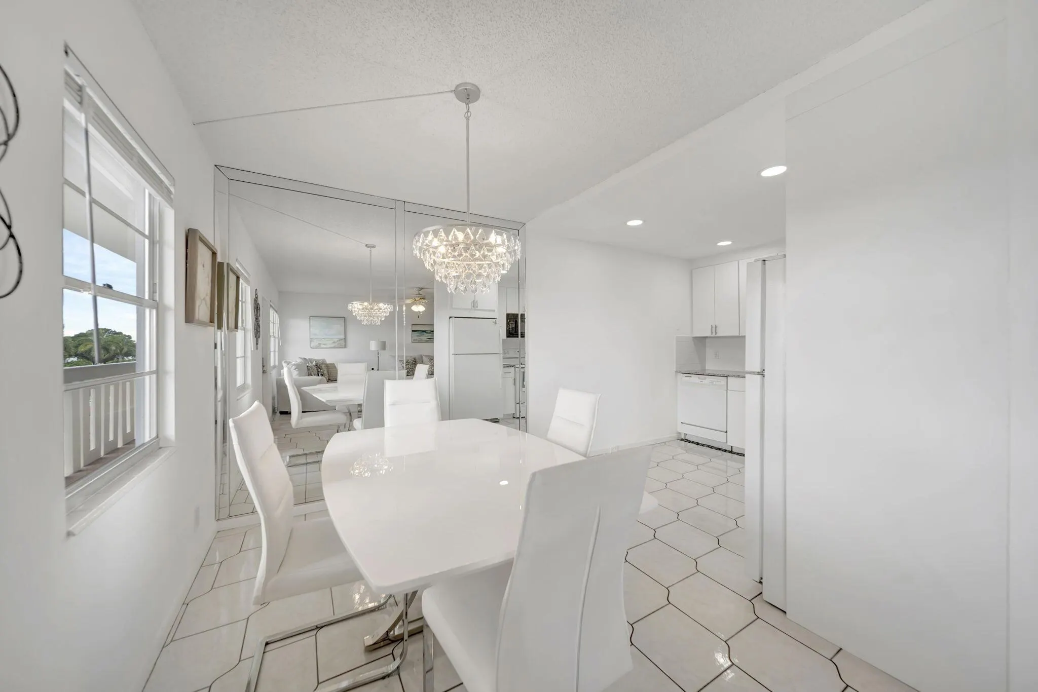 4039 Rexford, #C