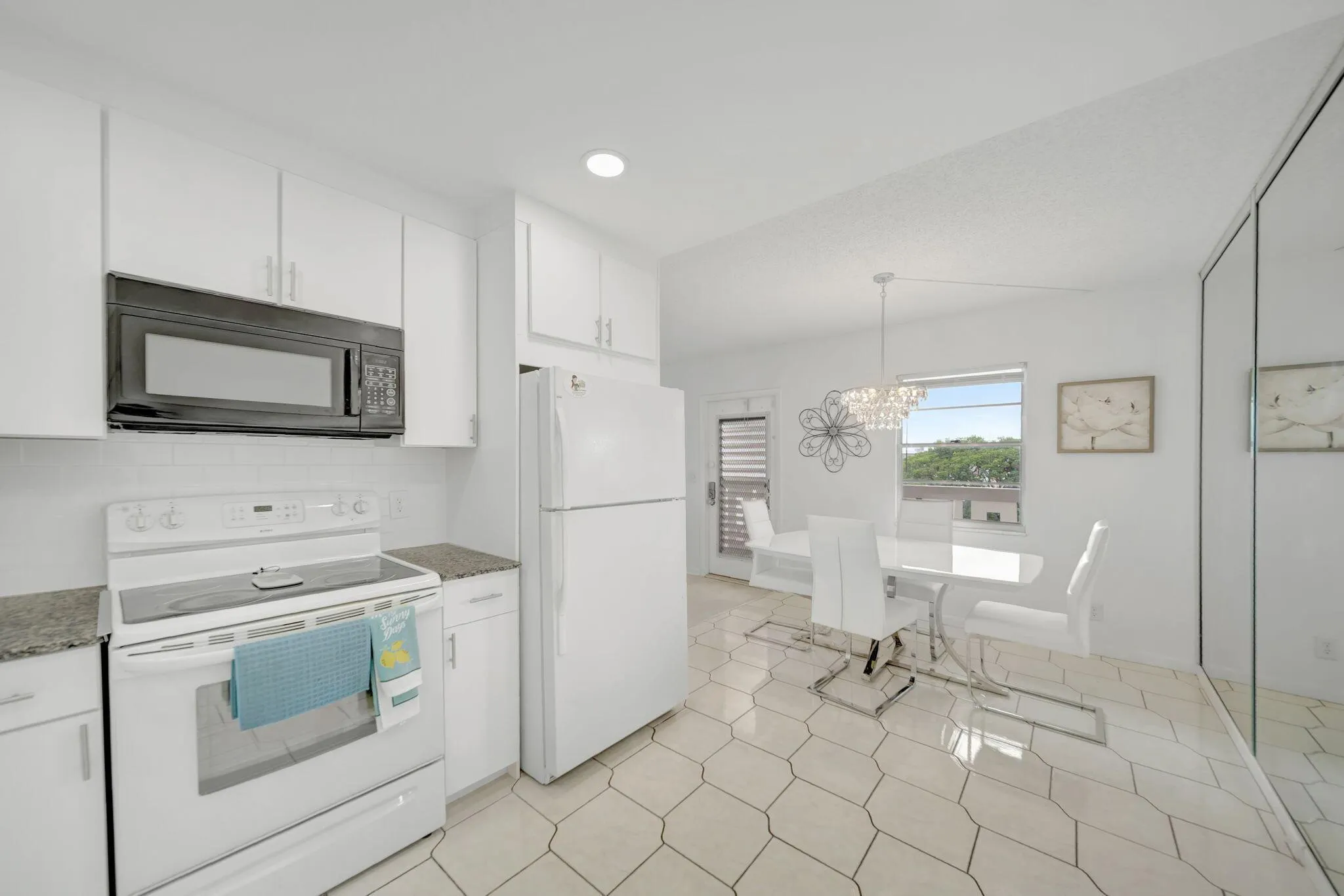4039 Rexford, #C