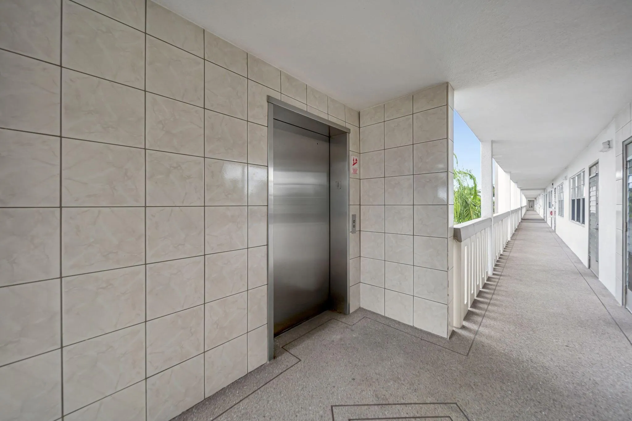 4039 Rexford, #C