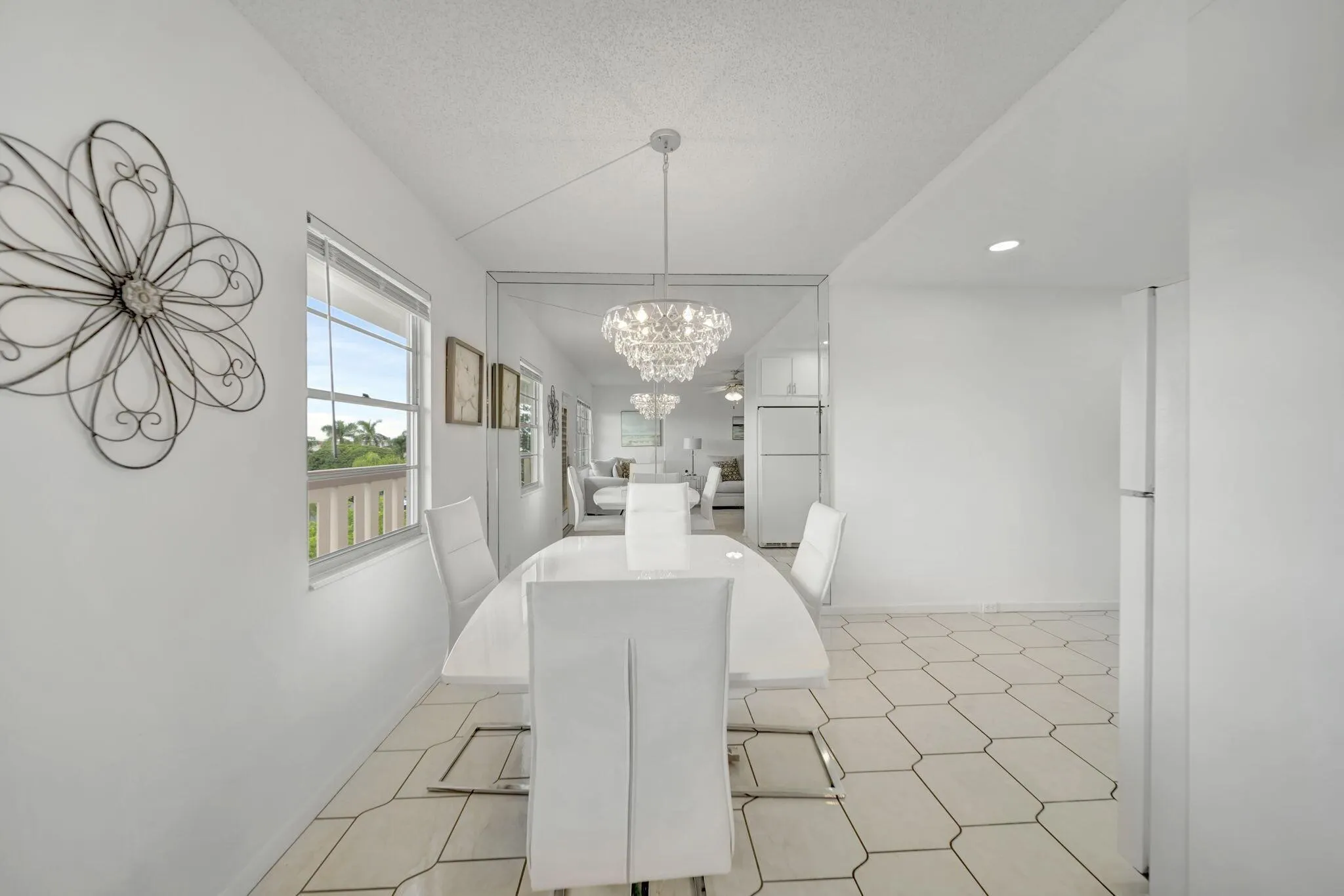 4039 Rexford, #C
