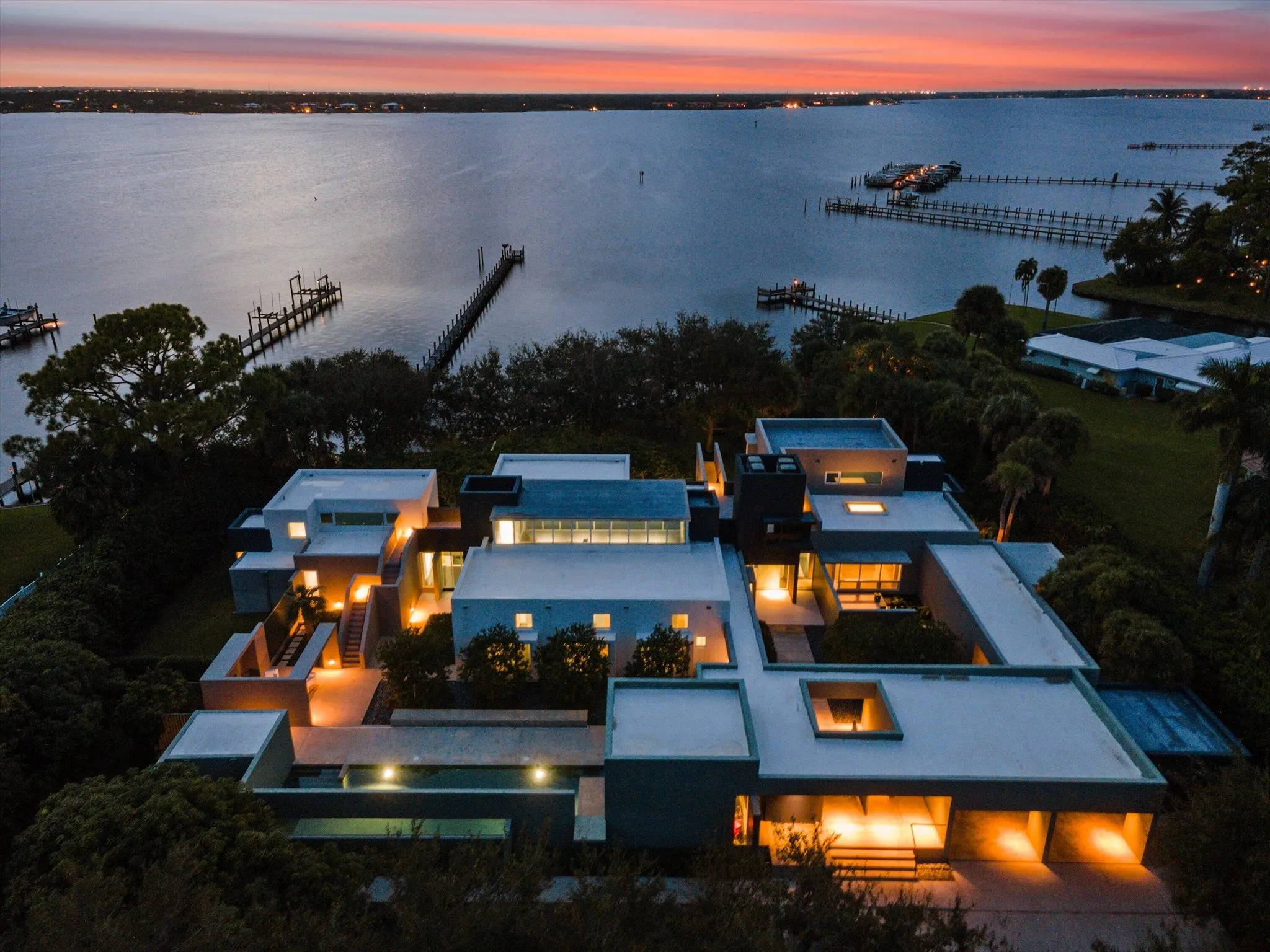 1924 NW Shore Terrace