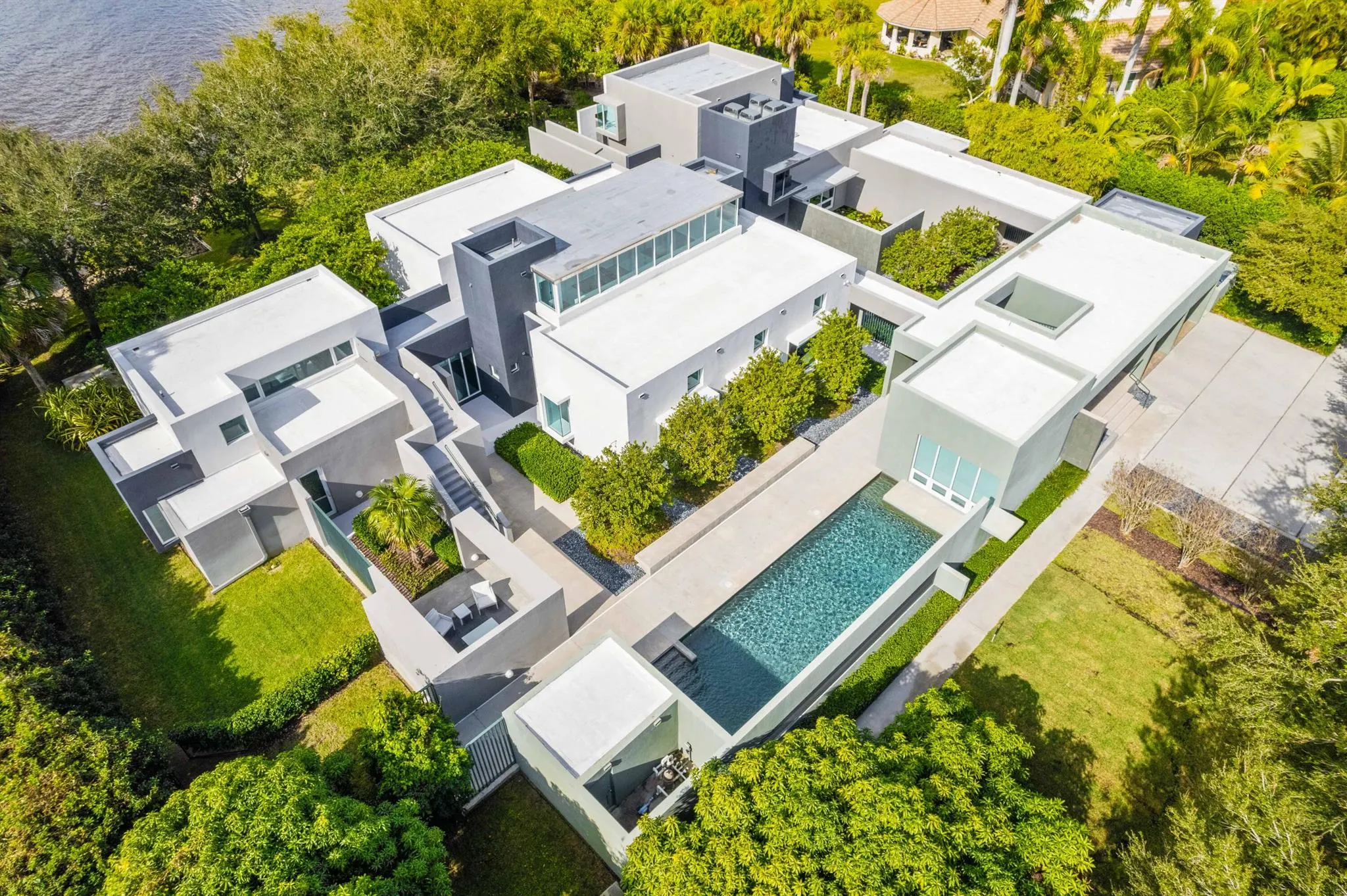 1924 NW Shore Terrace