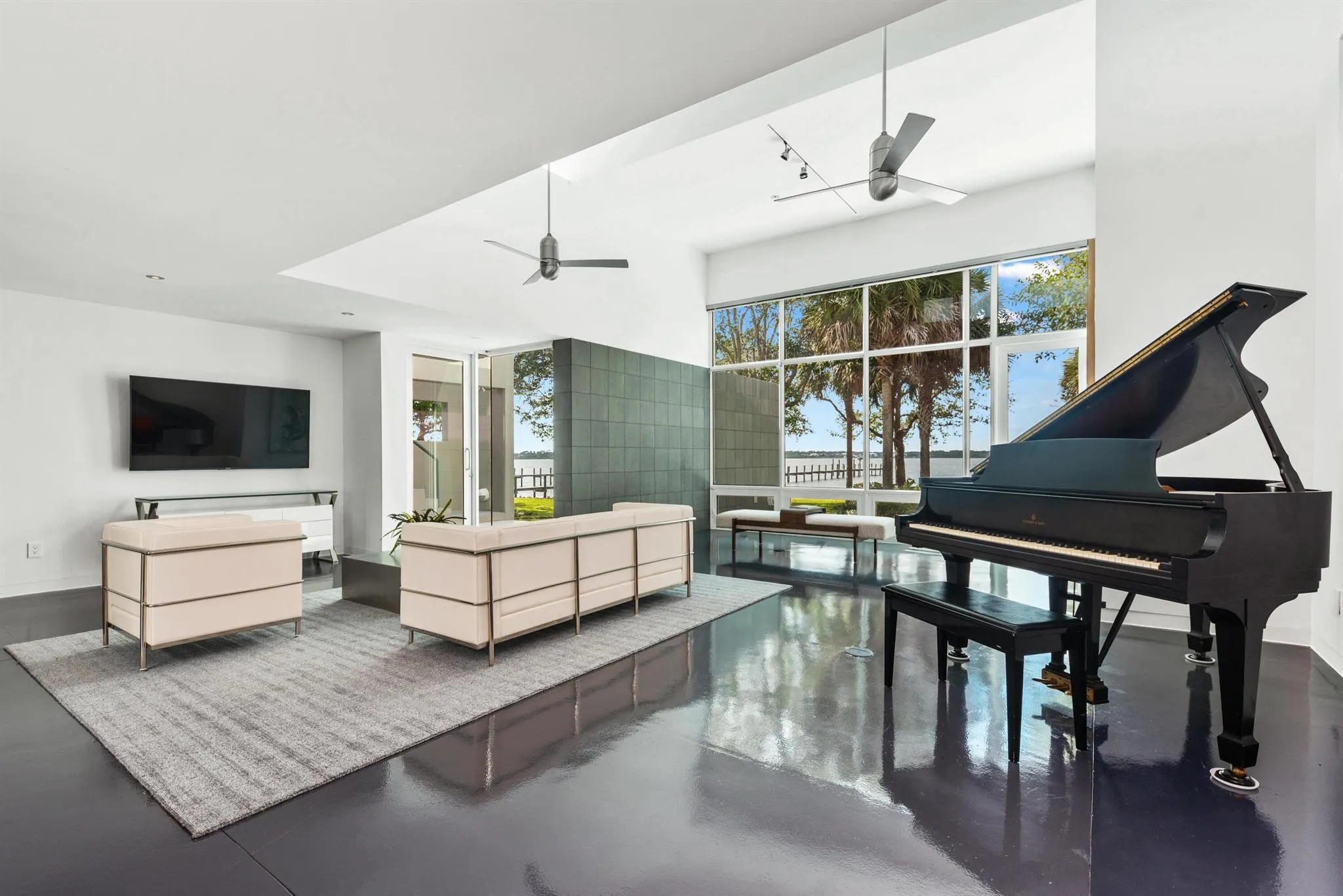 1924 NW Shore Terrace