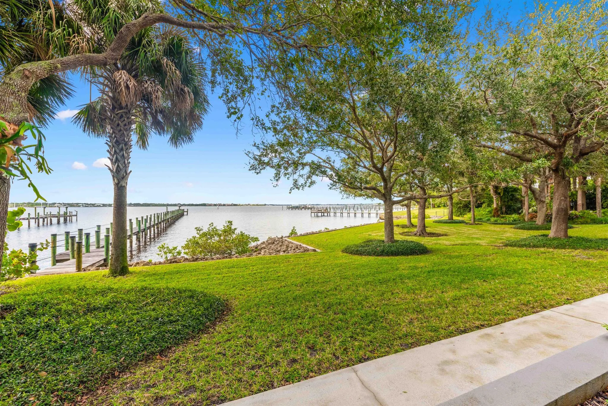 1924 NW Shore Terrace