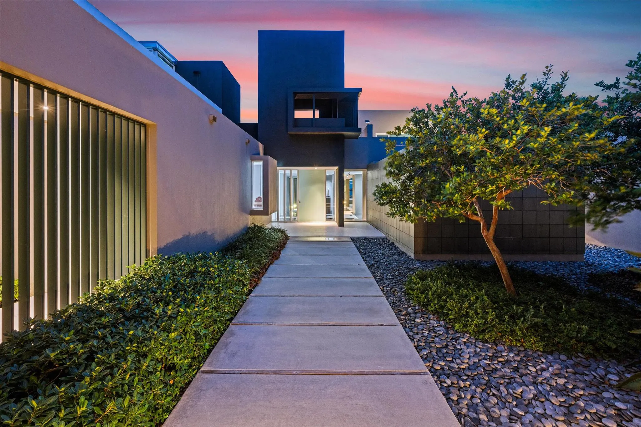 1924 NW Shore Terrace
