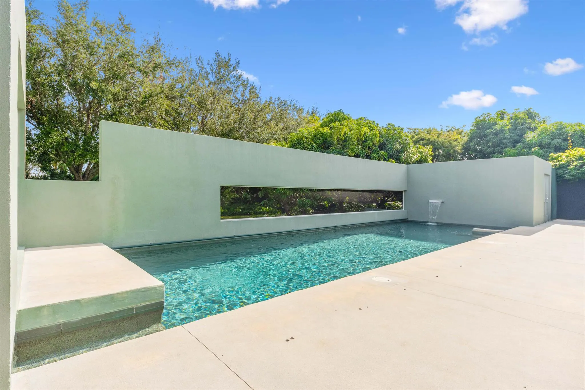 1924 NW Shore Terrace