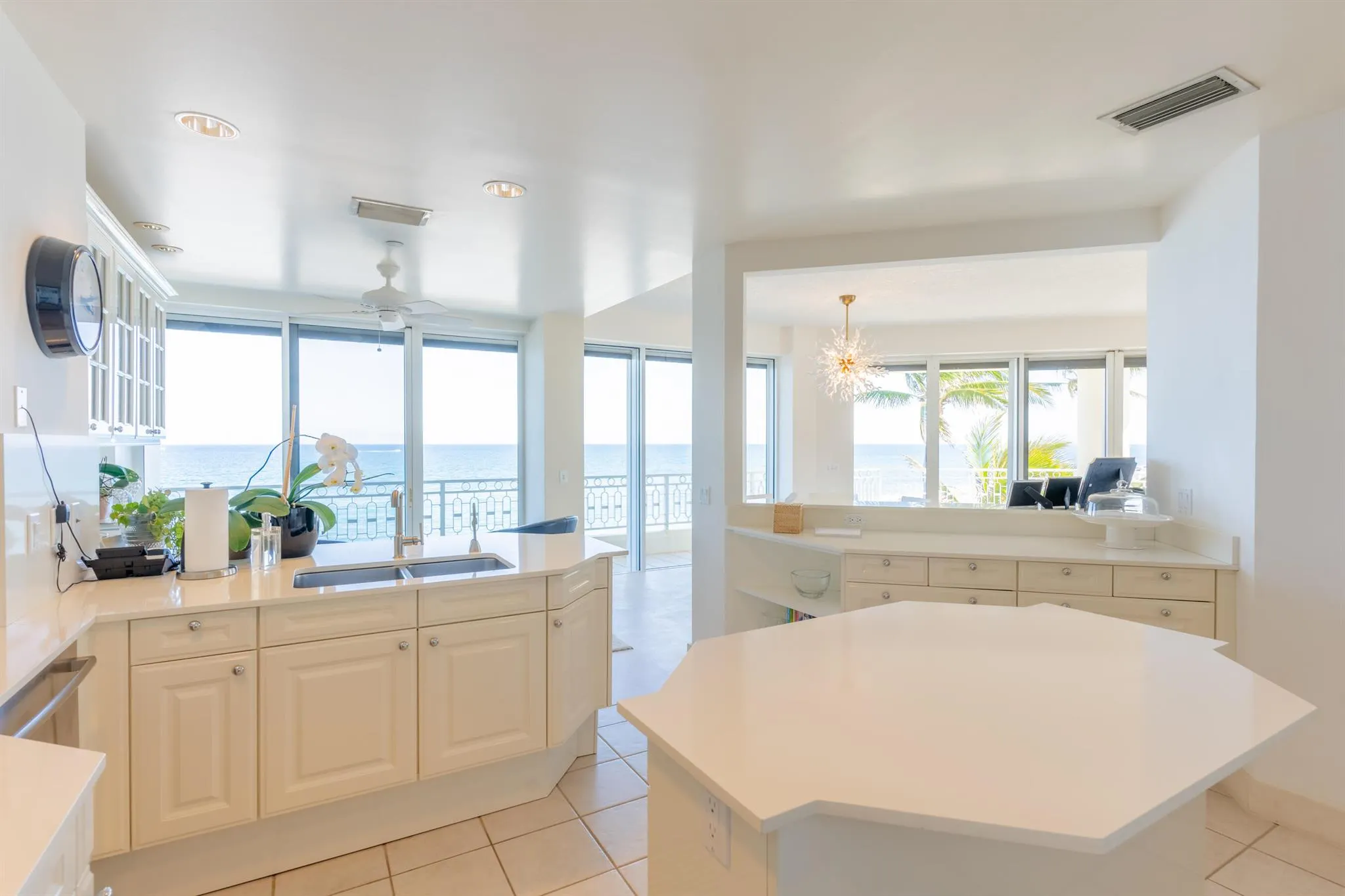 19950 Beach Road, #4s