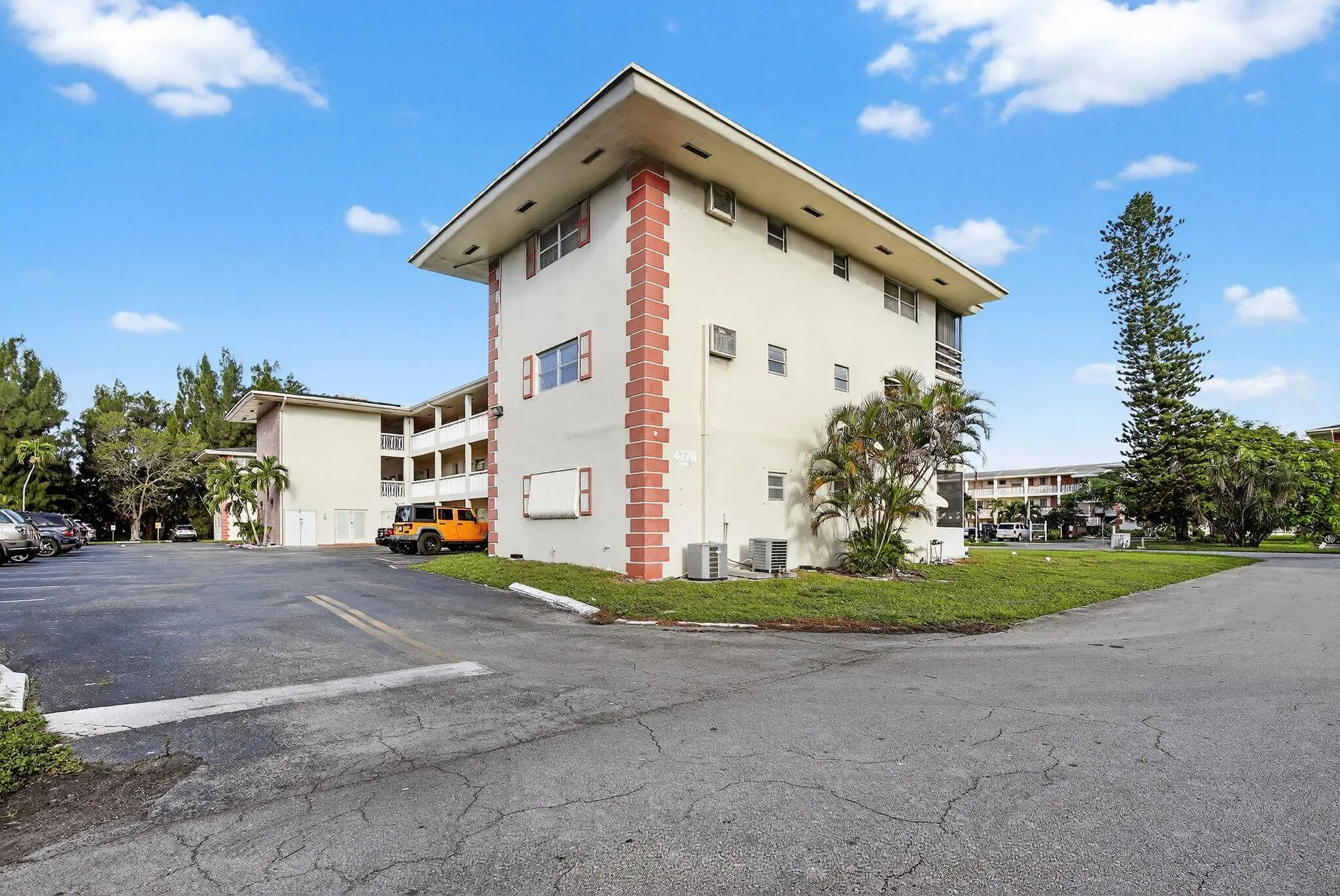 4770 NW 10th Court, #104