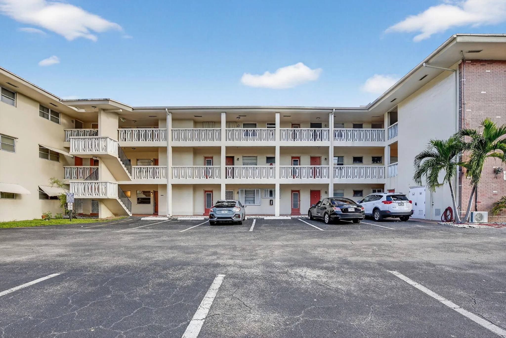 4770 NW 10th Court, #104