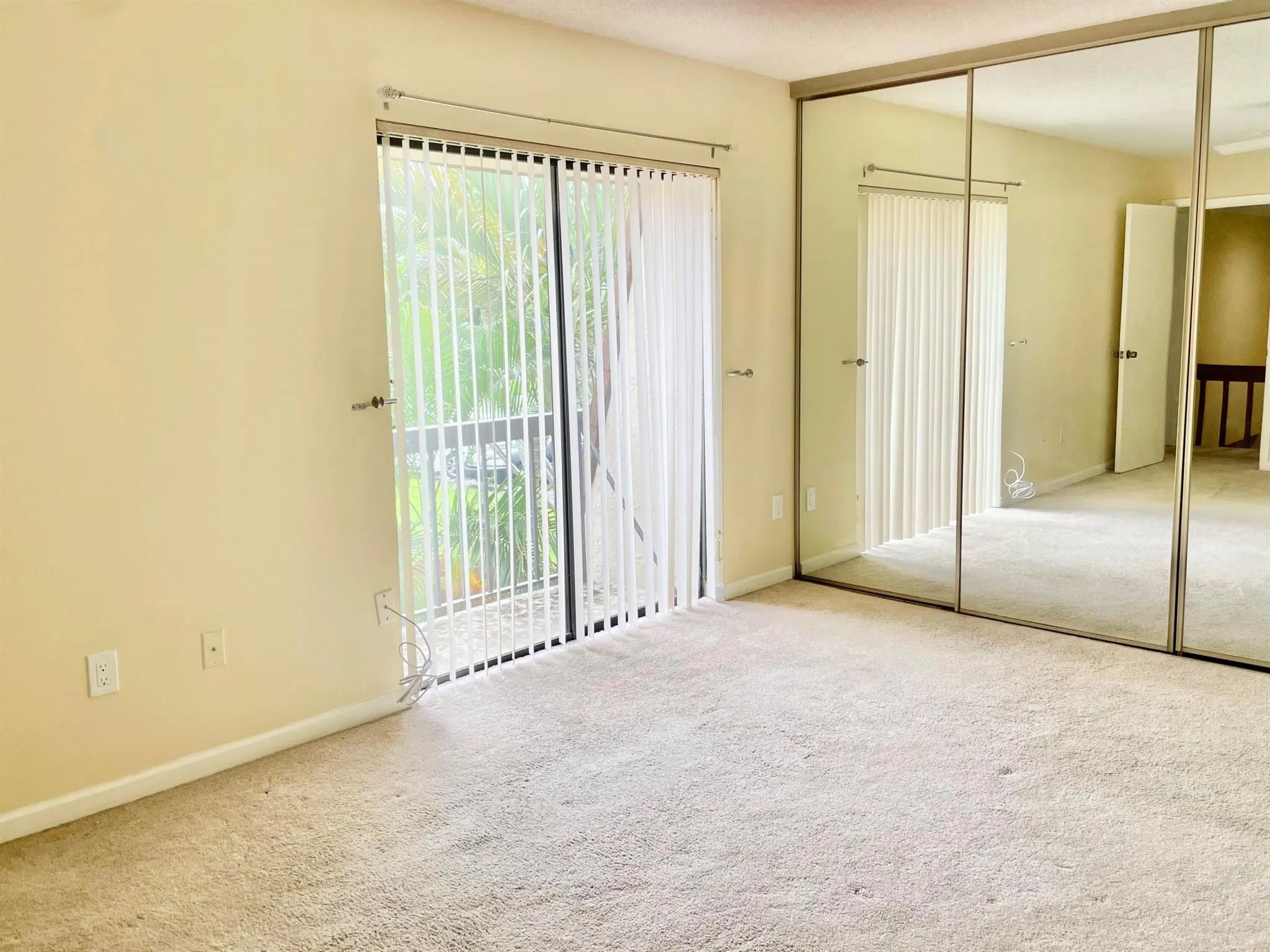 825 Center Street, #7c