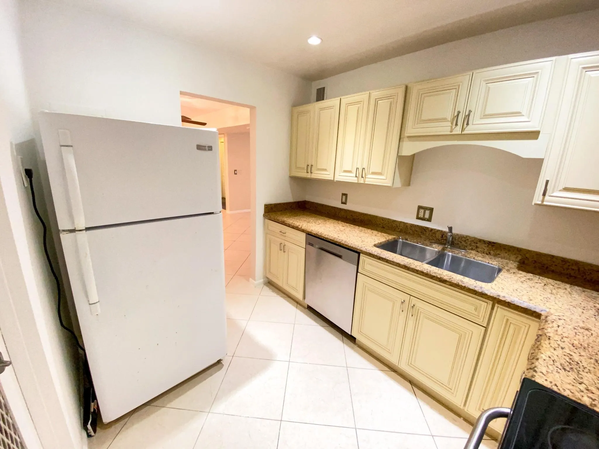 612 NW 13th Street, #27