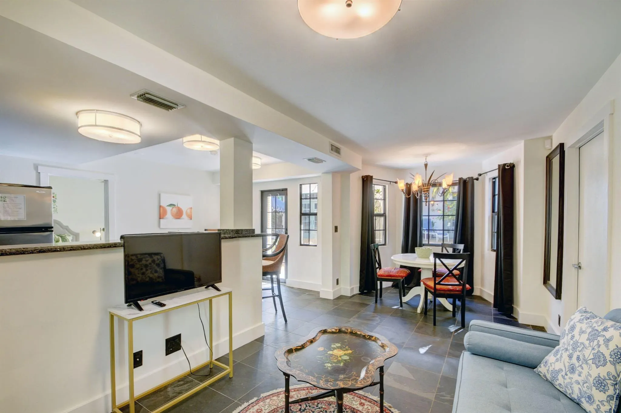 713 Sunset Road
