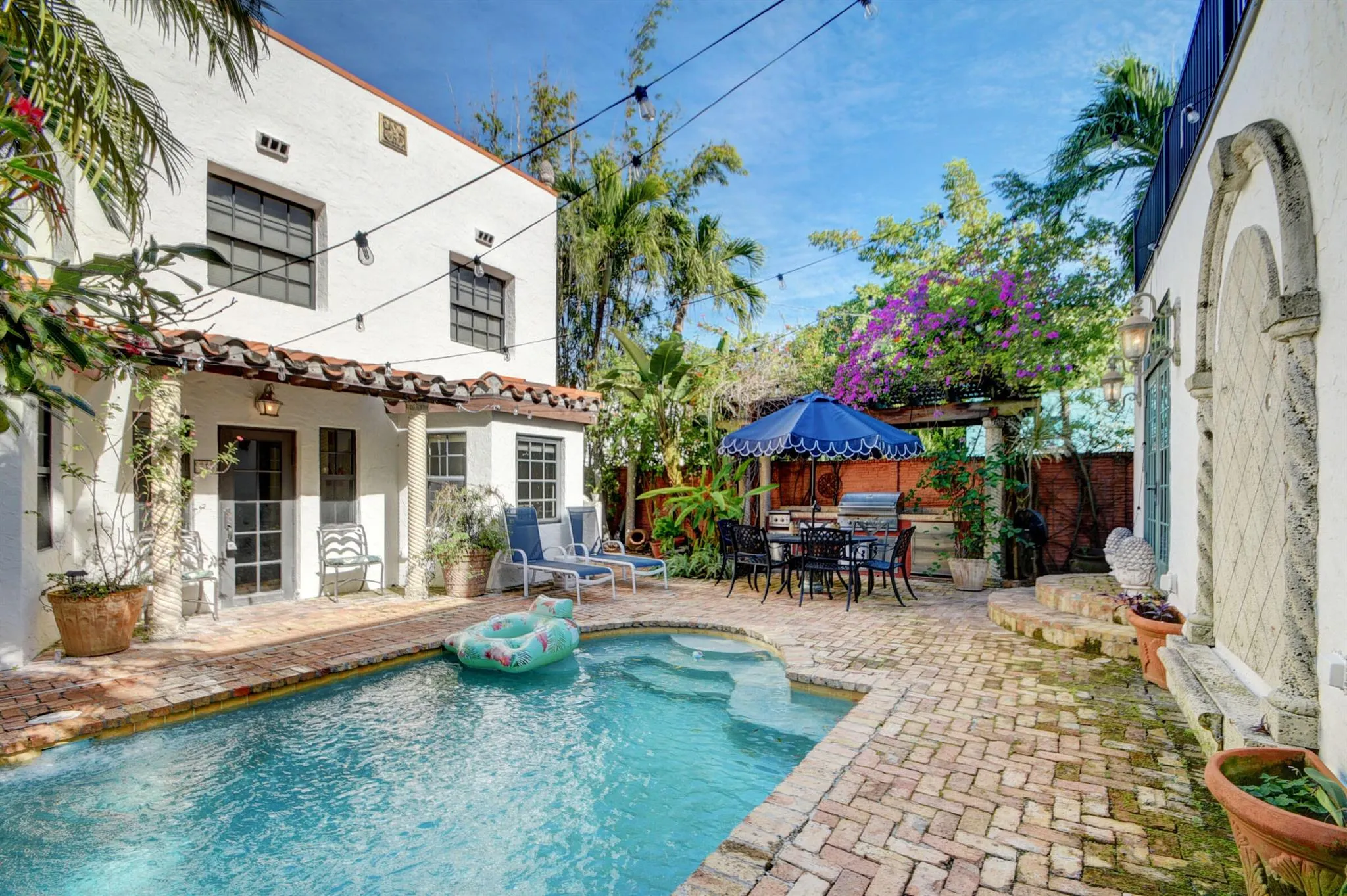 713 Sunset Road