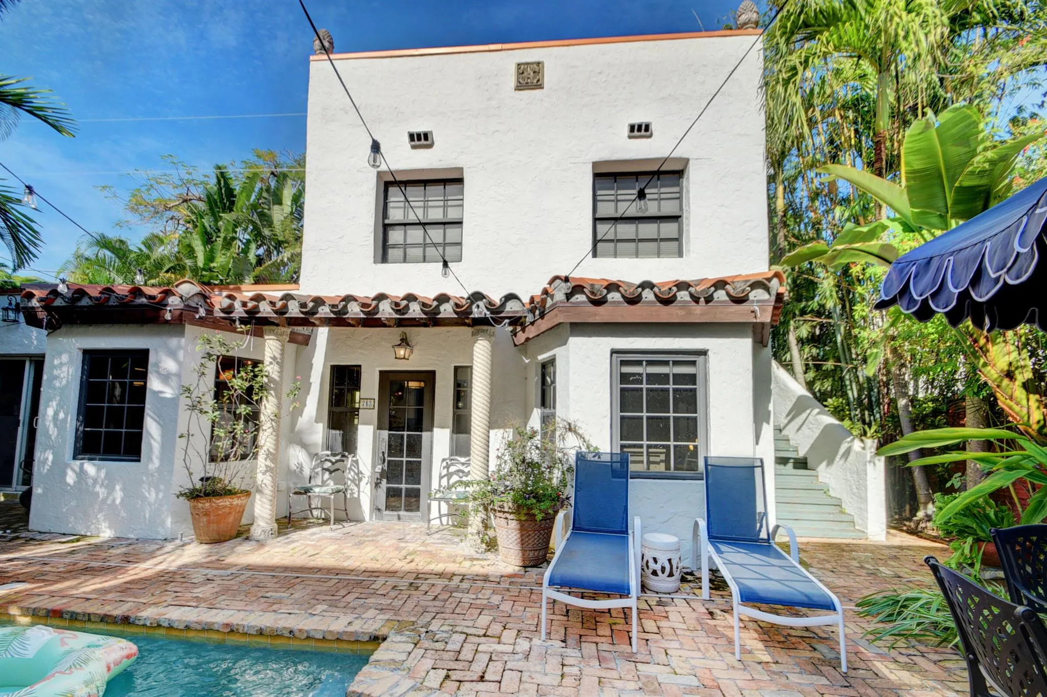 713 Sunset Road