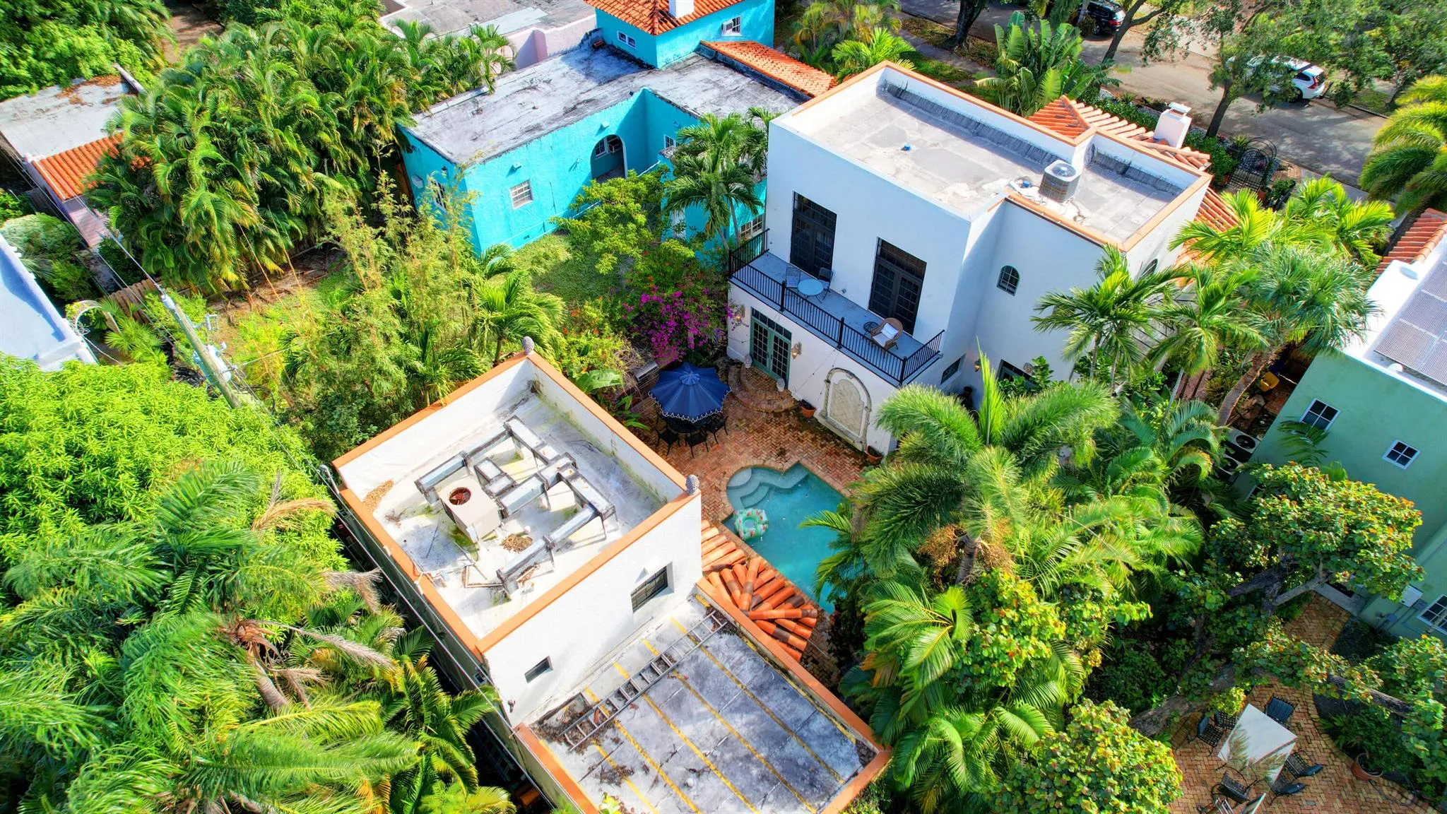 713 Sunset Road