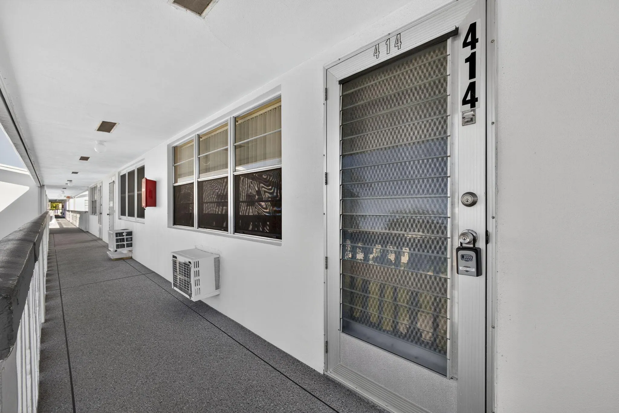 414 Windsor R
