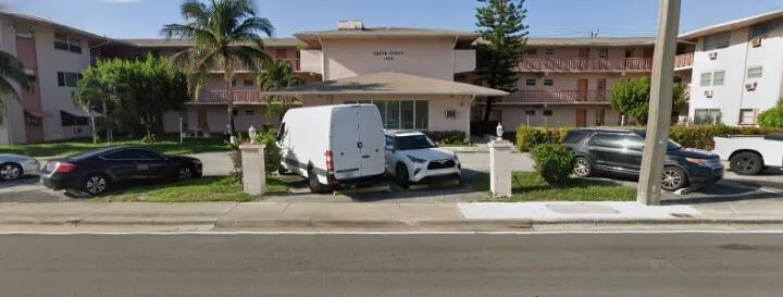 1480 E Sample Road, #207