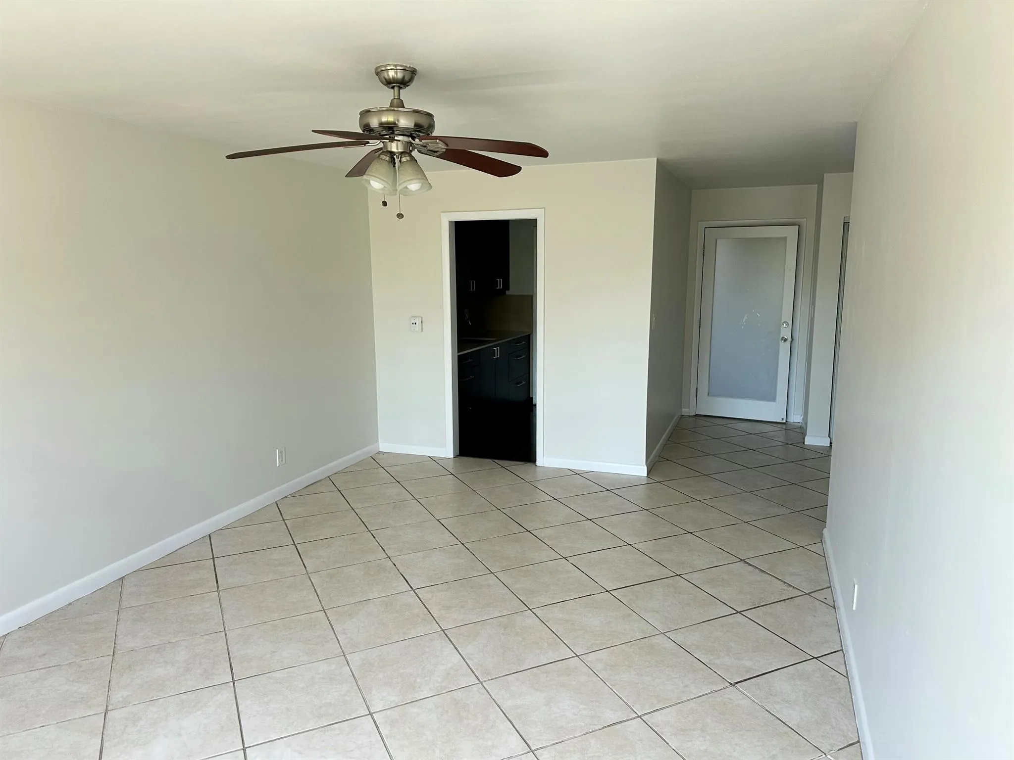 1480 E Sample Road, #207