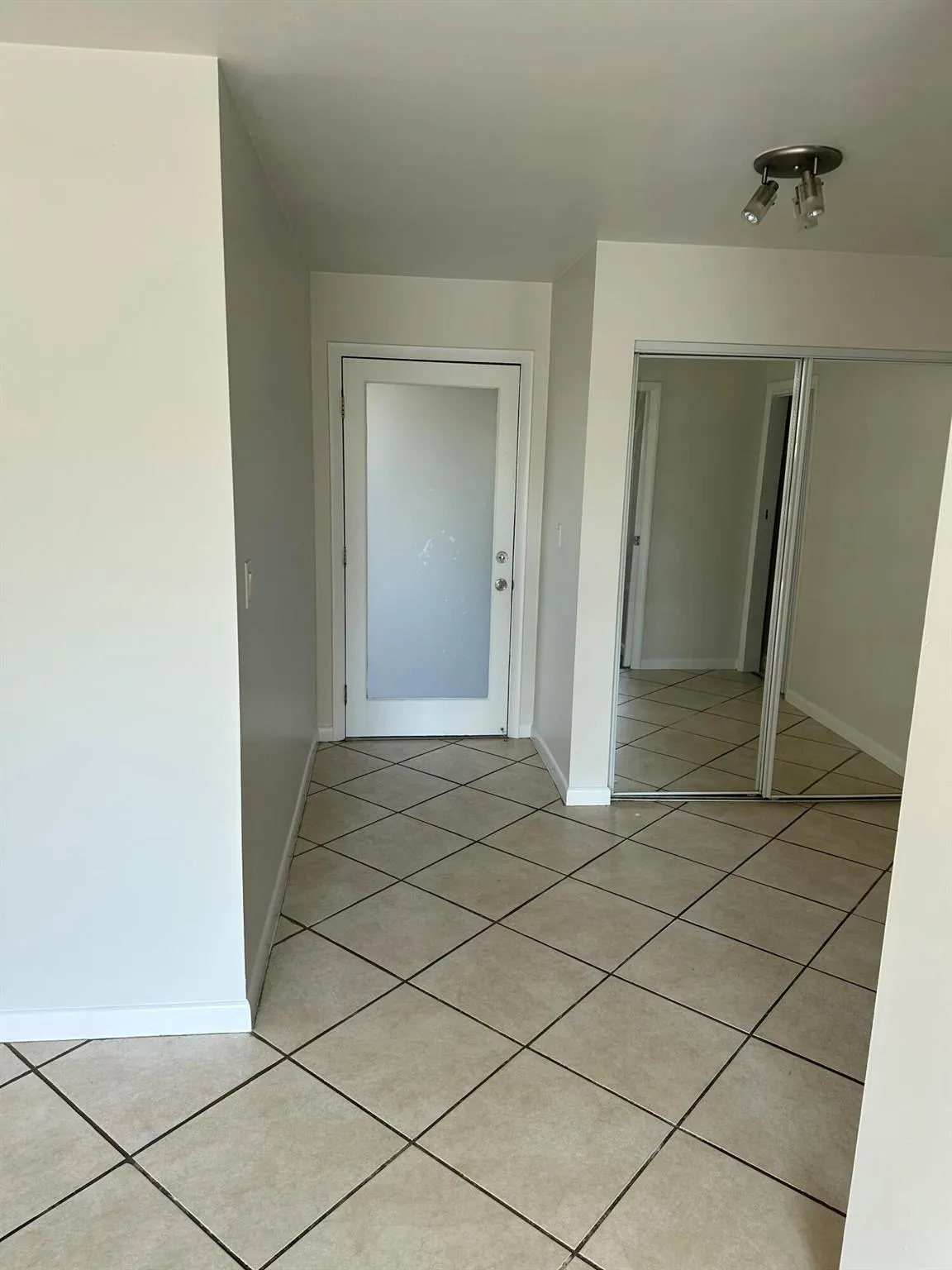 1480 E Sample Road, #207