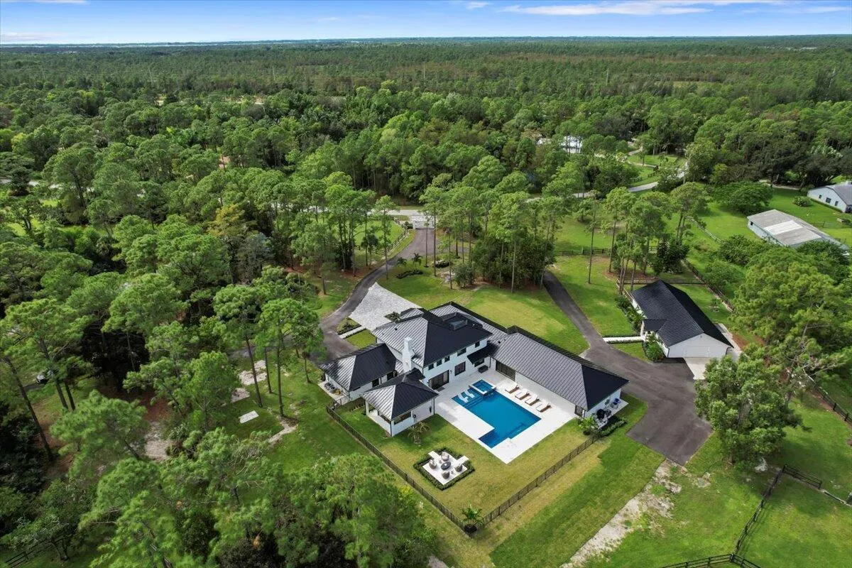 13849 Deer Creek Drive