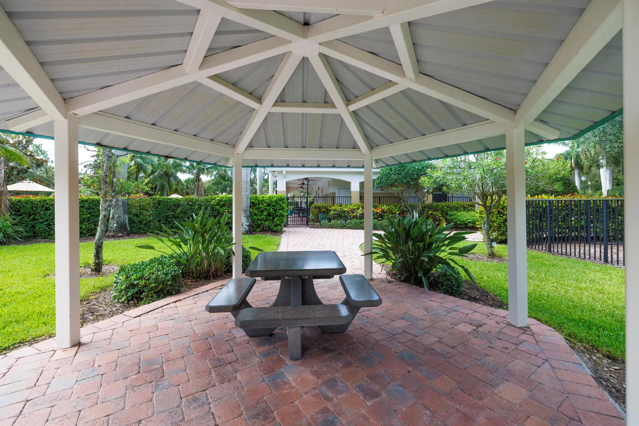 3151 Lexington Lakes Drive SE, #202