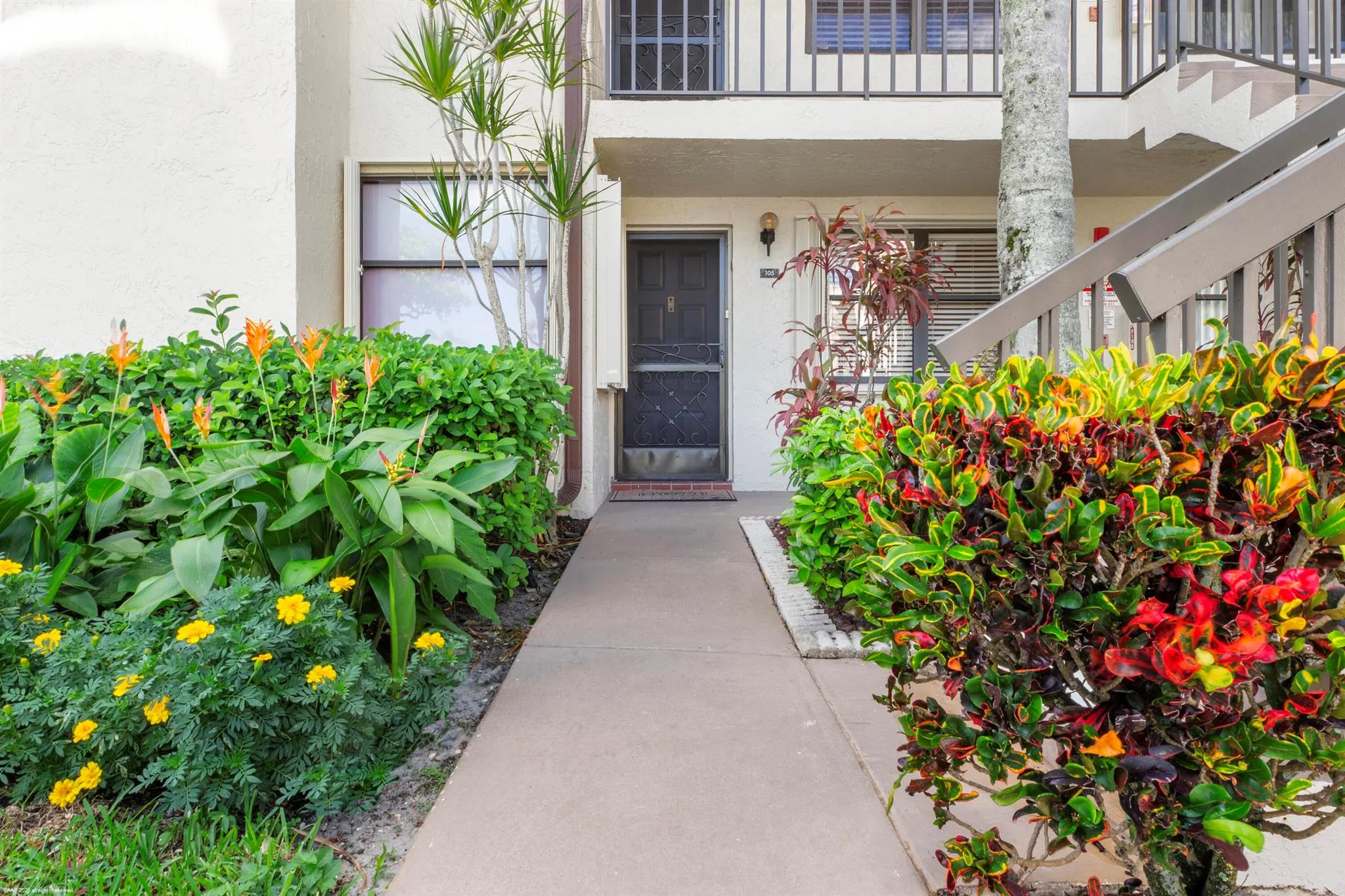 7698 Tahiti Lane, #105
