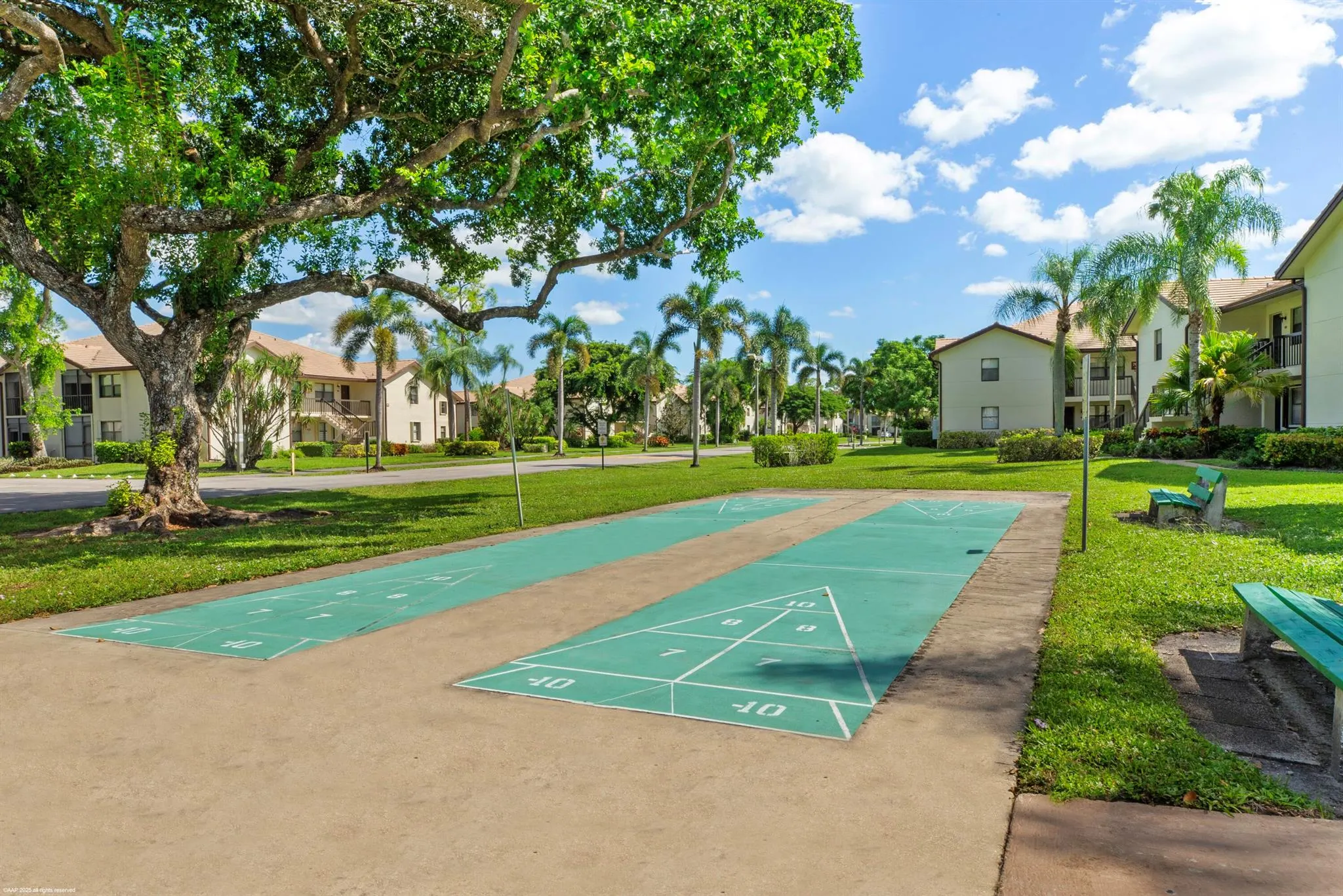 7698 Tahiti Lane, #105