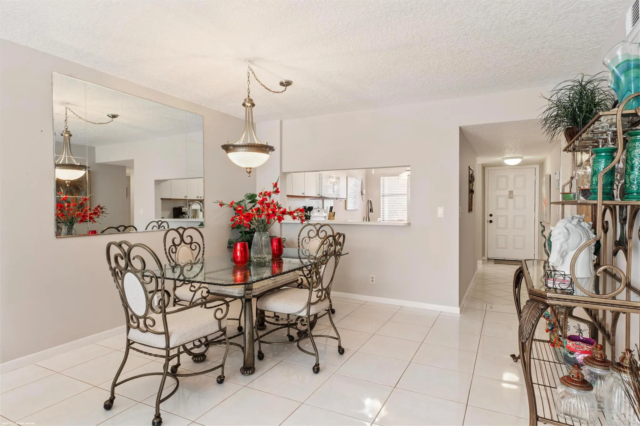 7698 Tahiti Lane, #105