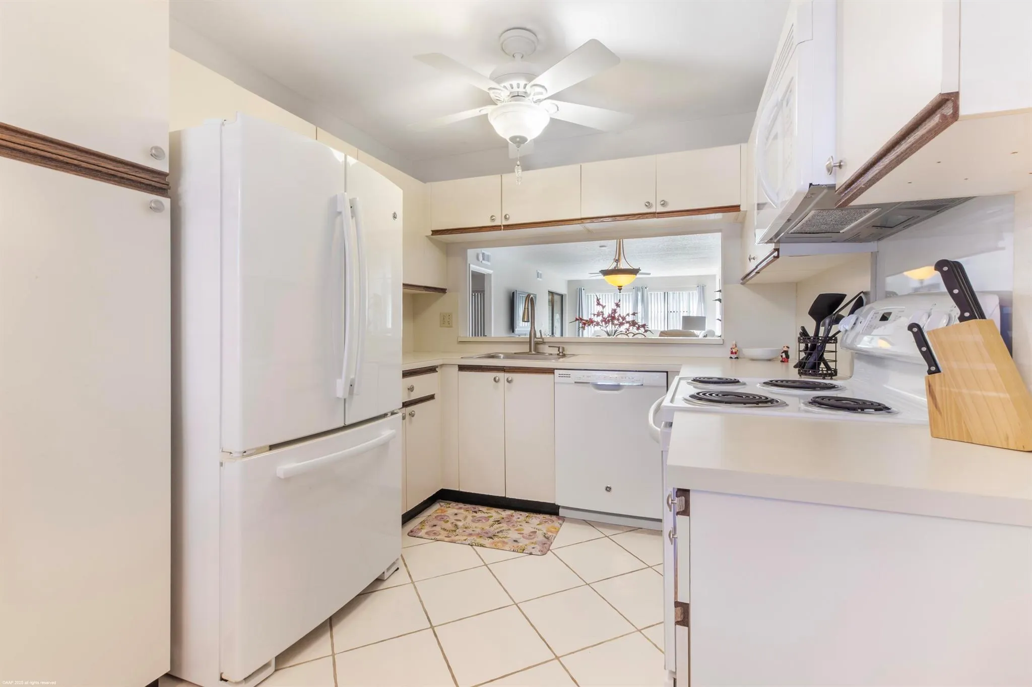 7698 Tahiti Lane, #105