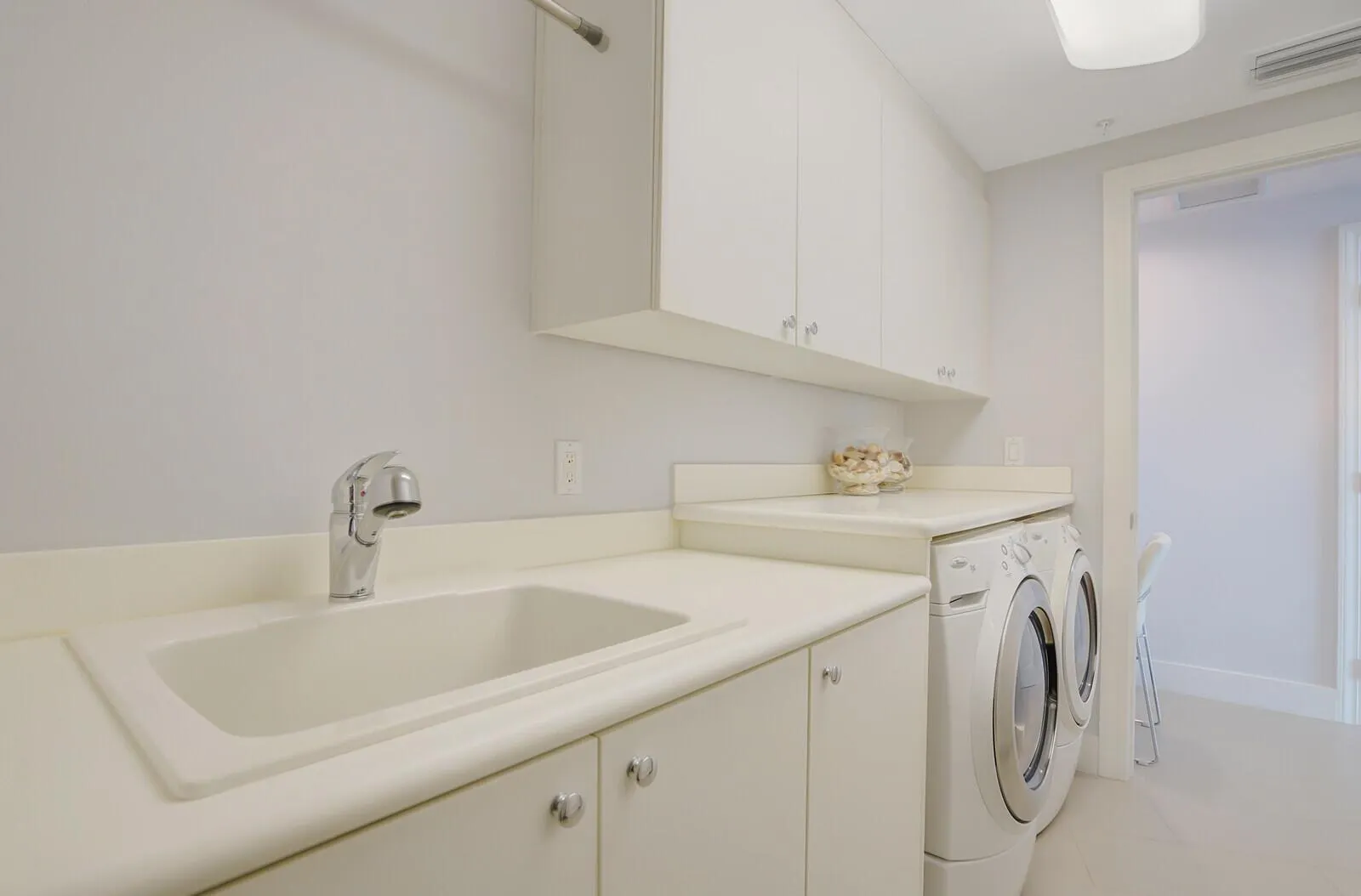 1 N Ocean Boulevard, #702