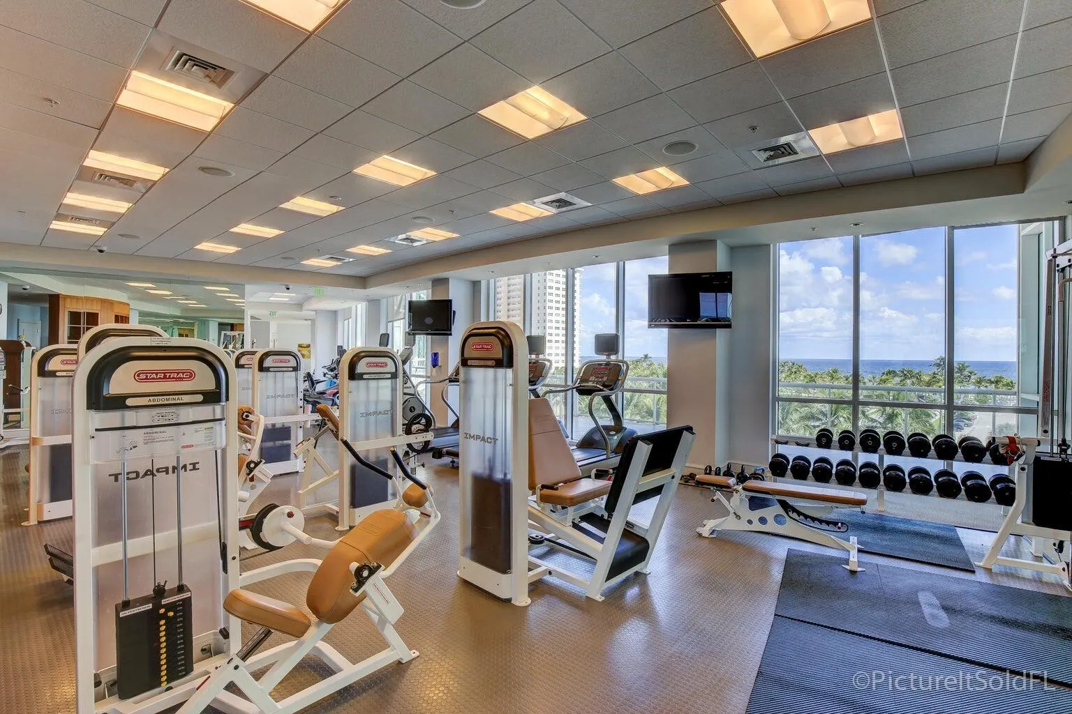 1 N Ocean Boulevard, #702