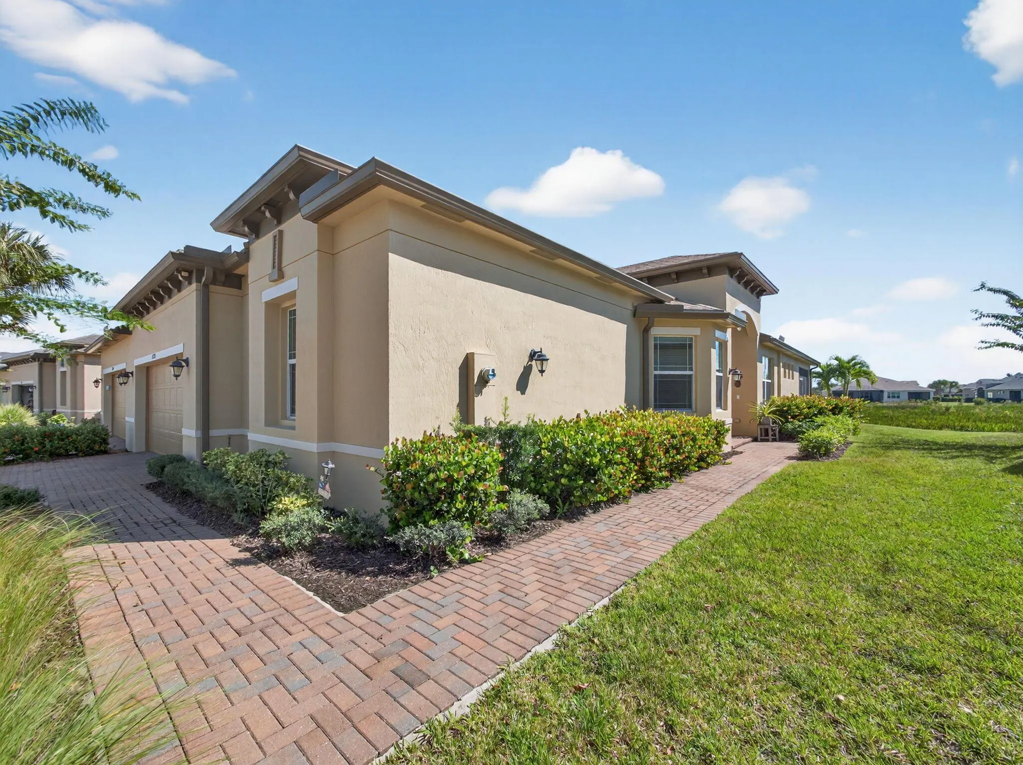 11231 SW Winding Lakes Circle
