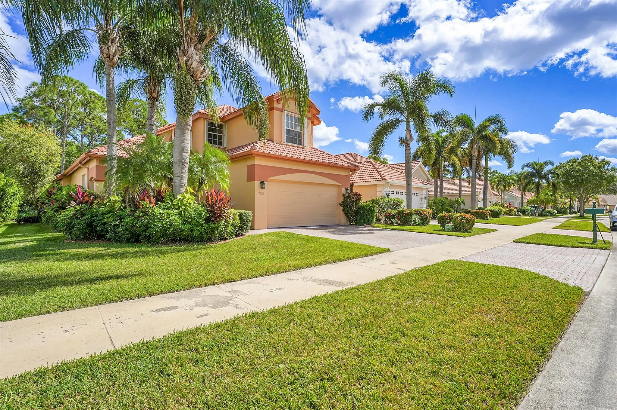 732 SW Munjack Circle