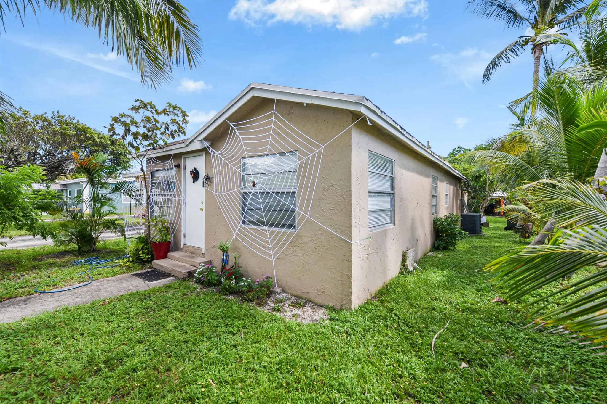 119 SW 13th Avenue