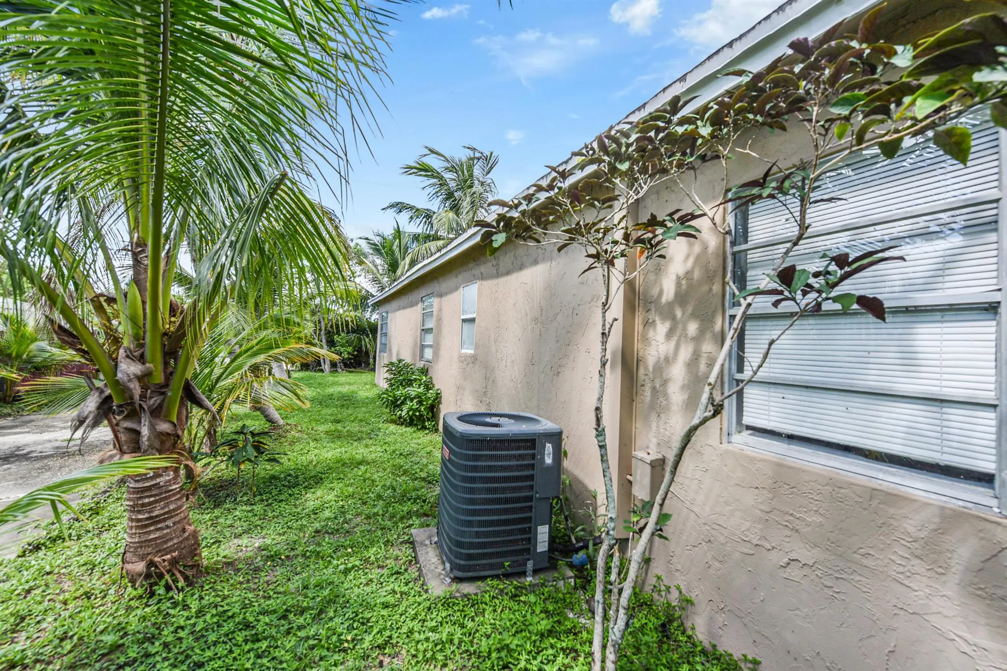 119 SW 13th Avenue