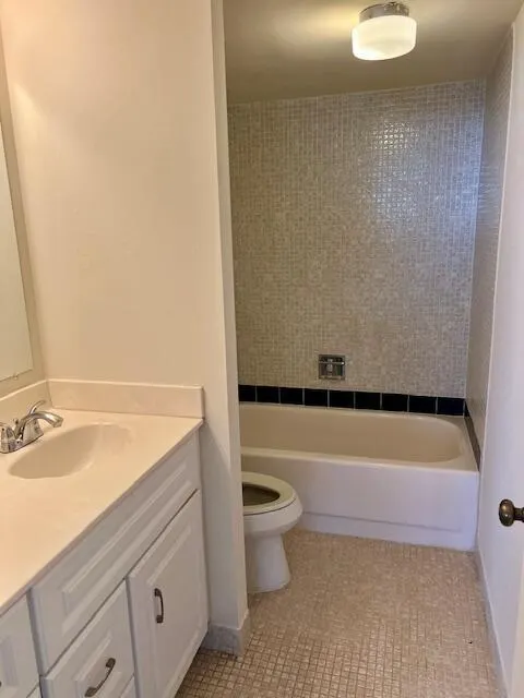 5600 N Flagler Drive, #1110