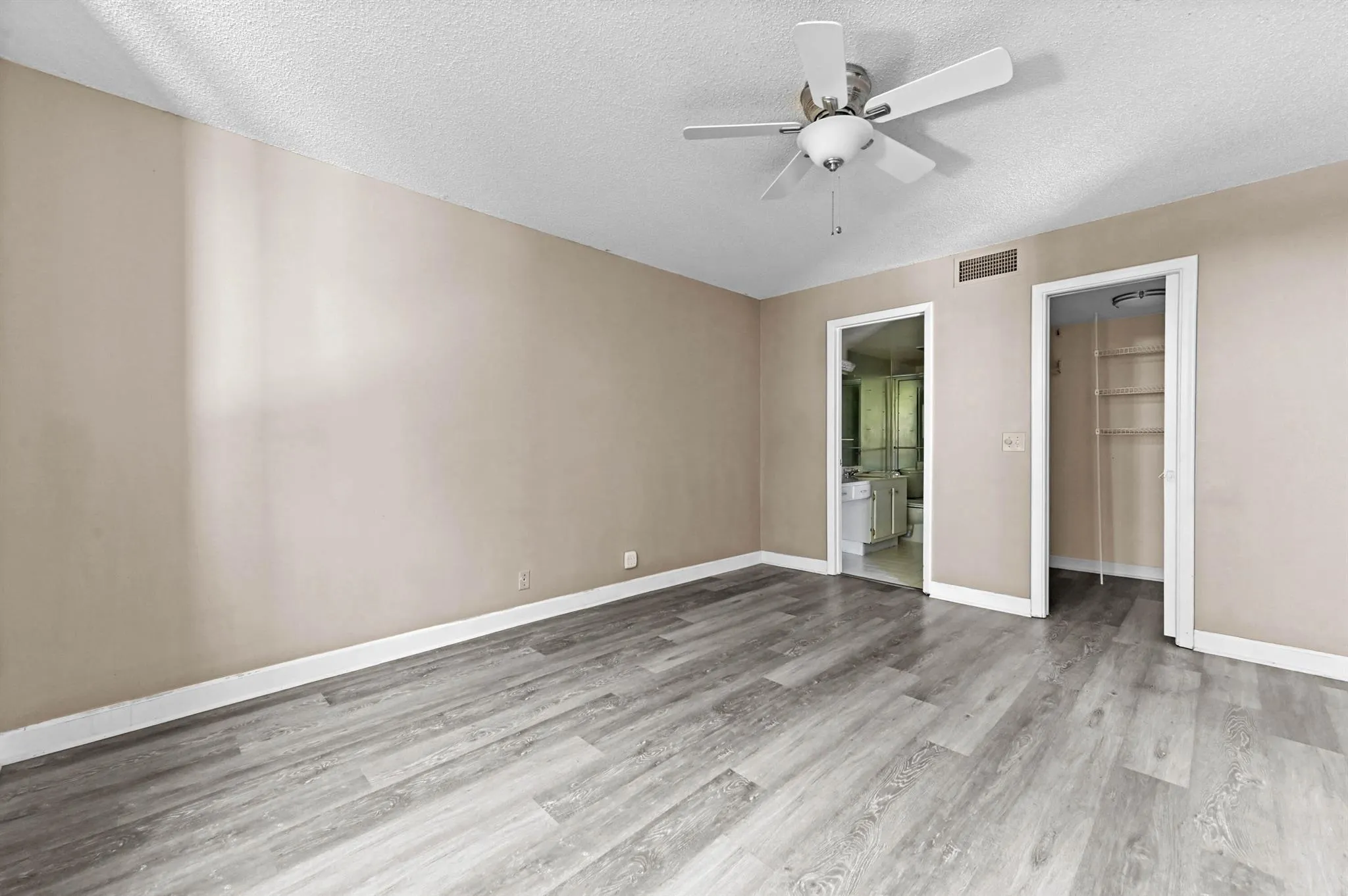4080 Tivoli Court, #202
