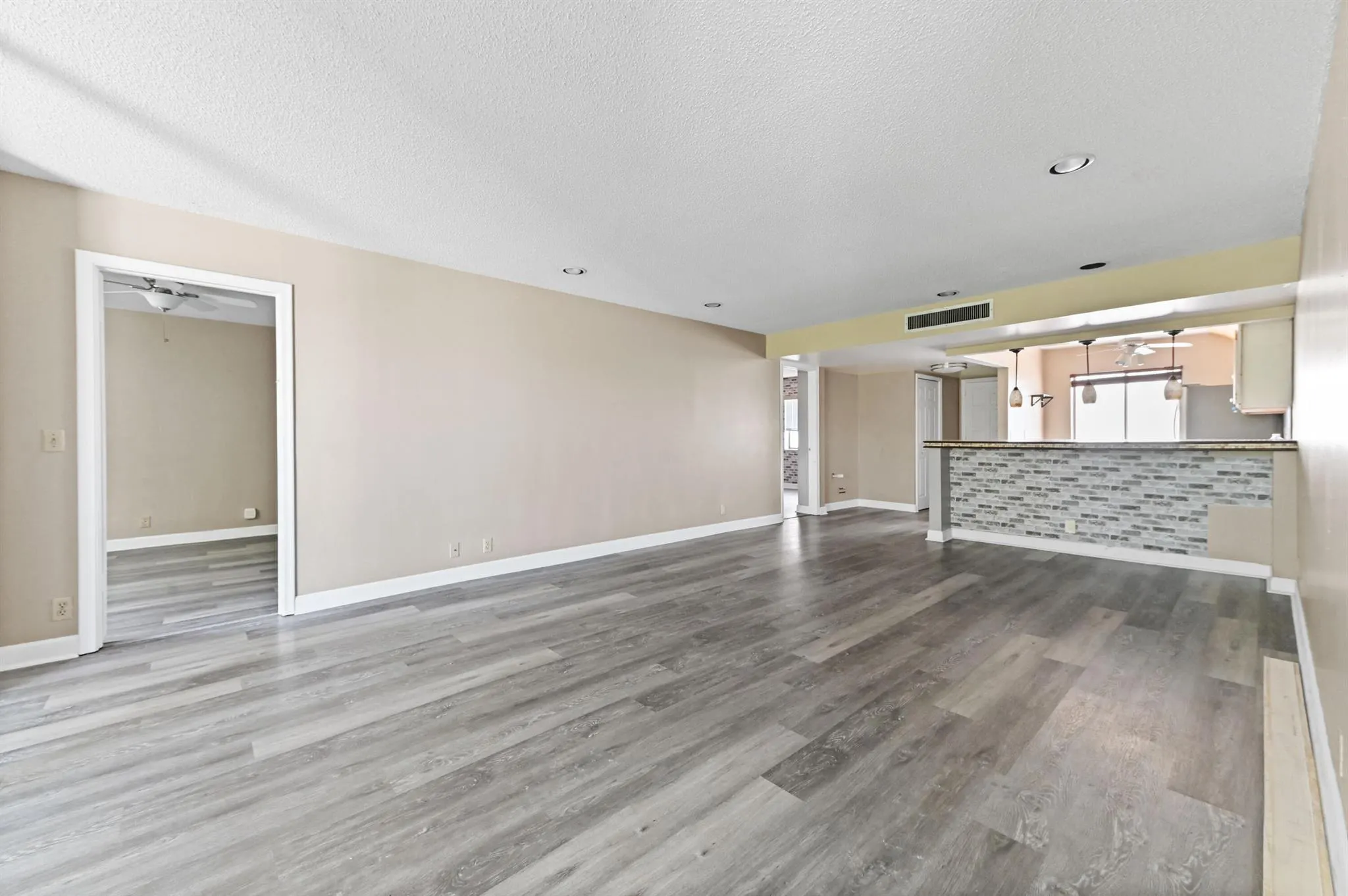 4080 Tivoli Court, #202
