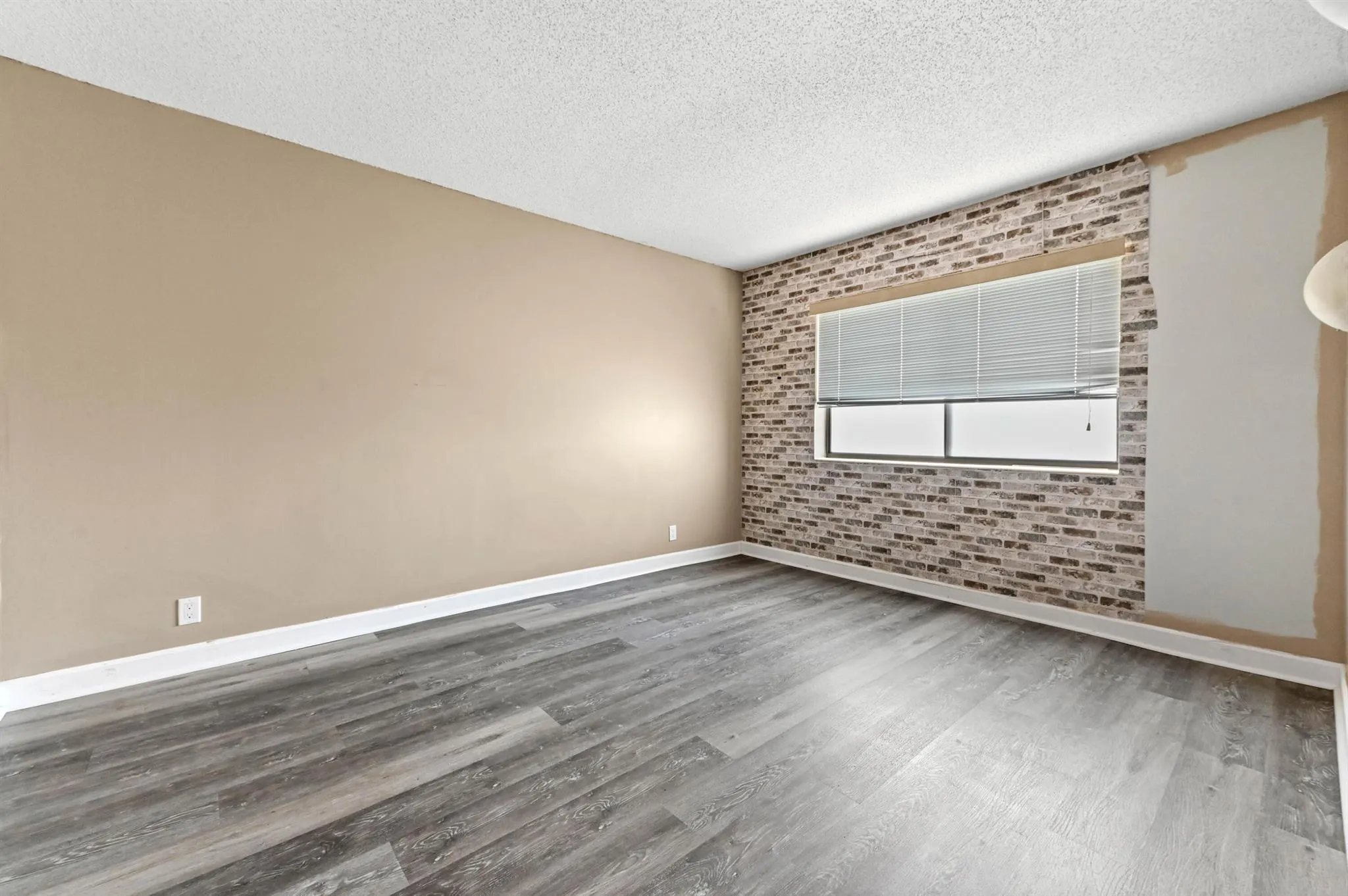 4080 Tivoli Court, #202