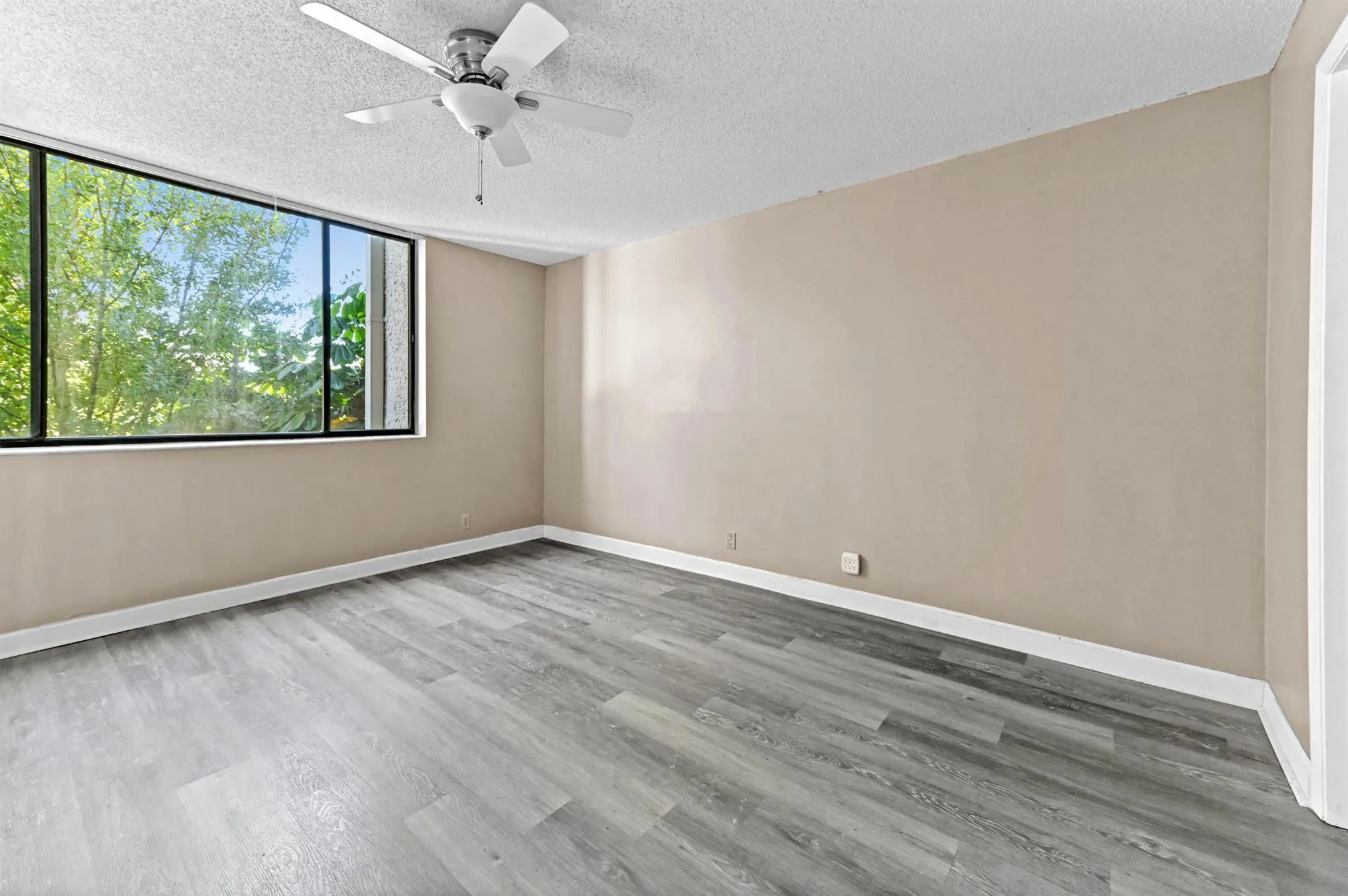 4080 Tivoli Court, #202