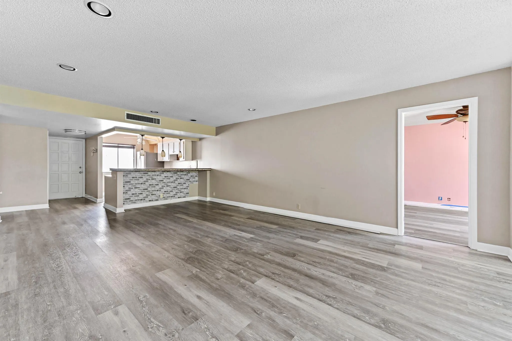 4080 Tivoli Court, #202