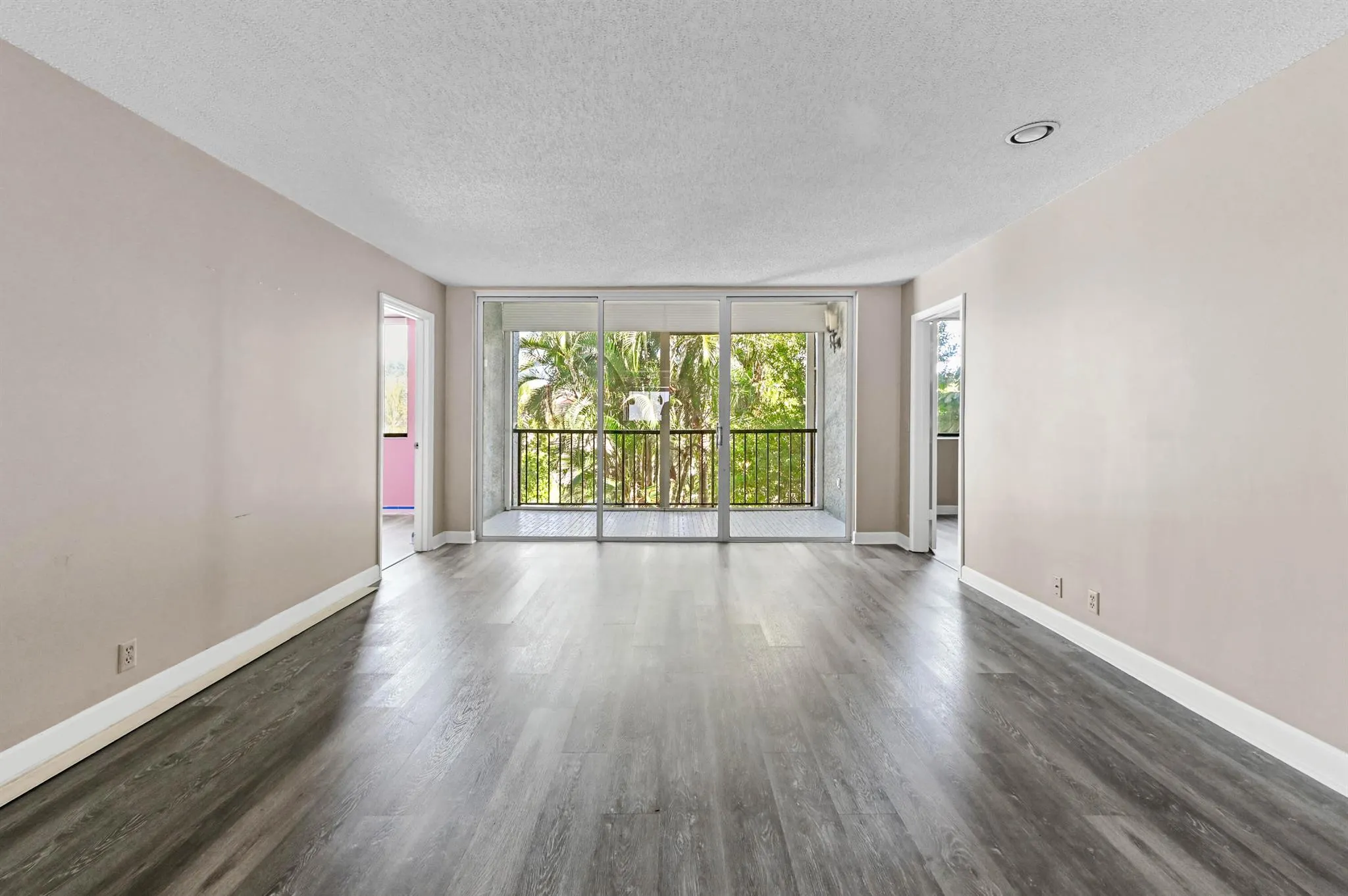 4080 Tivoli Court, #202