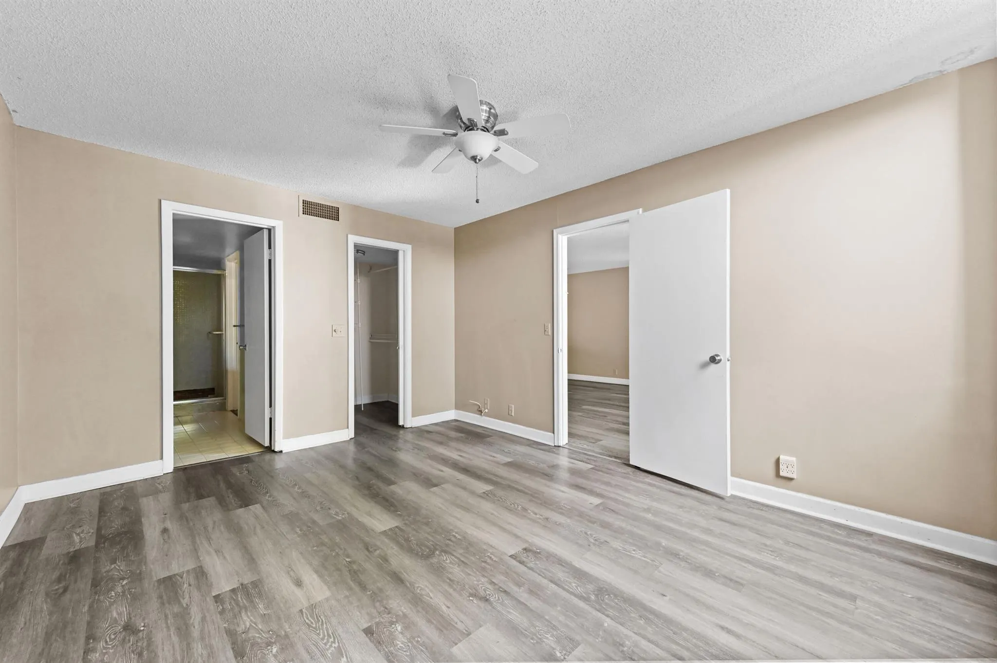4080 Tivoli Court, #202